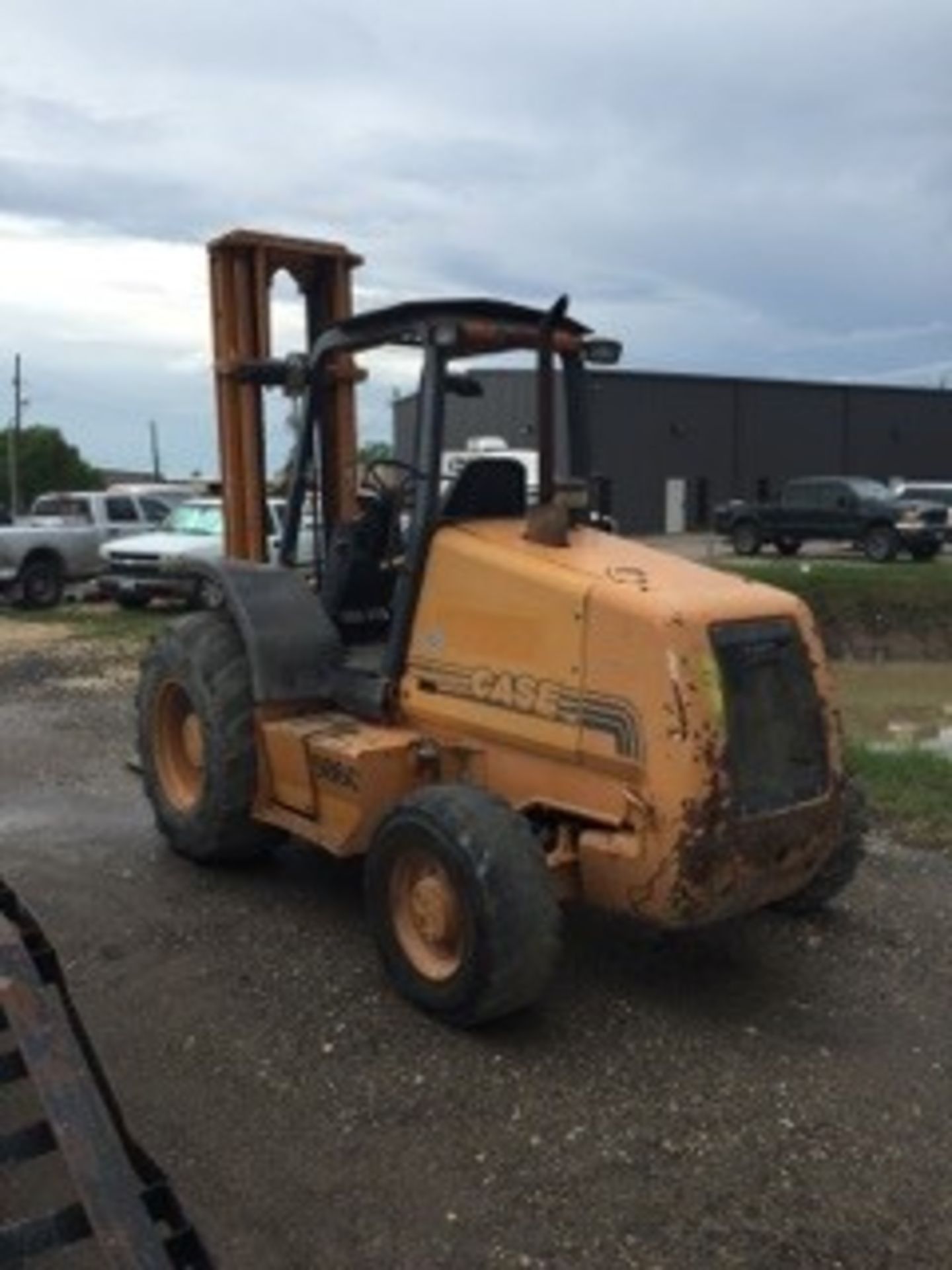 ALL TERRAIN FORKLIFT, CASE 6,000 LB. CAP. MDL. 586G, has lots of new part & hyd. Hoses, owner - Image 2 of 3