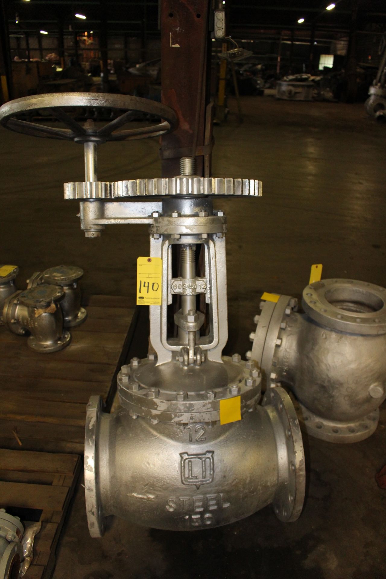 12", 150 LB. F/E B/B OSTY GLOBE VALVE SPUR GEAR, LUARTE