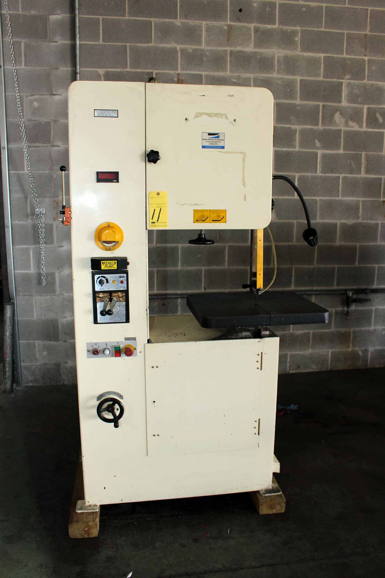 VERTICAL BANDSAW, CP TOOLS INC., 24" throat, S/N V501227