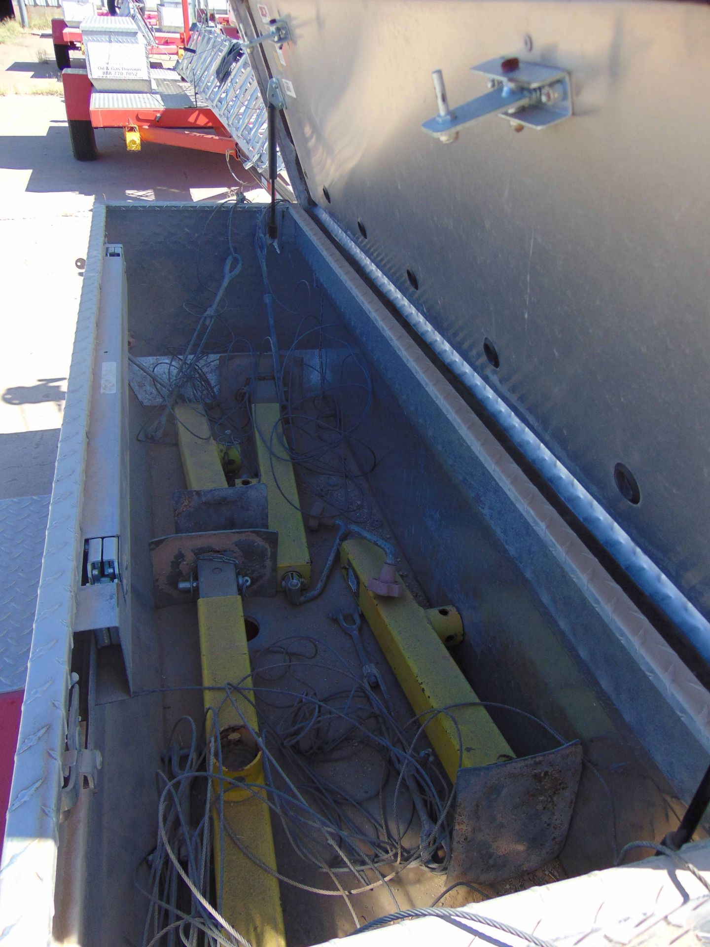 MOBILE BROADBAND TOWER TRAILER, AMERITRAIL MDL. FSI-512, new 2012, 50' 3-section tower, hand - Image 2 of 6