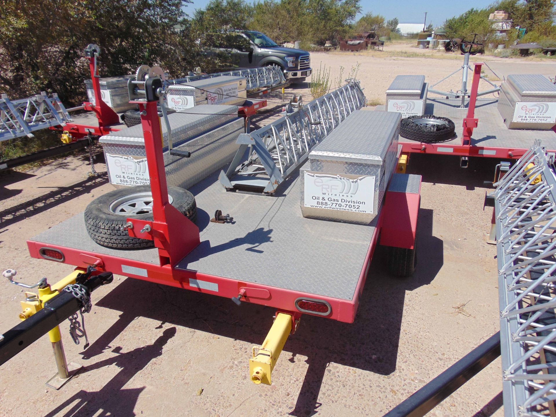 MOBILE BROADBAND TOWER TRAILER, AMERITRAIL MDL. FSI-512, new 2010, 50' 3-section tower, hand - Image 4 of 6