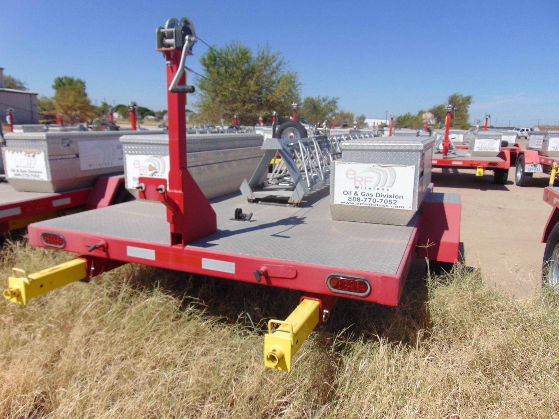 MOBILE BROADBAND TOWER TRAILER, AMERITRAIL MDL. FSI-512, new 2010, 50' 3-section tower, hand - Image 4 of 6