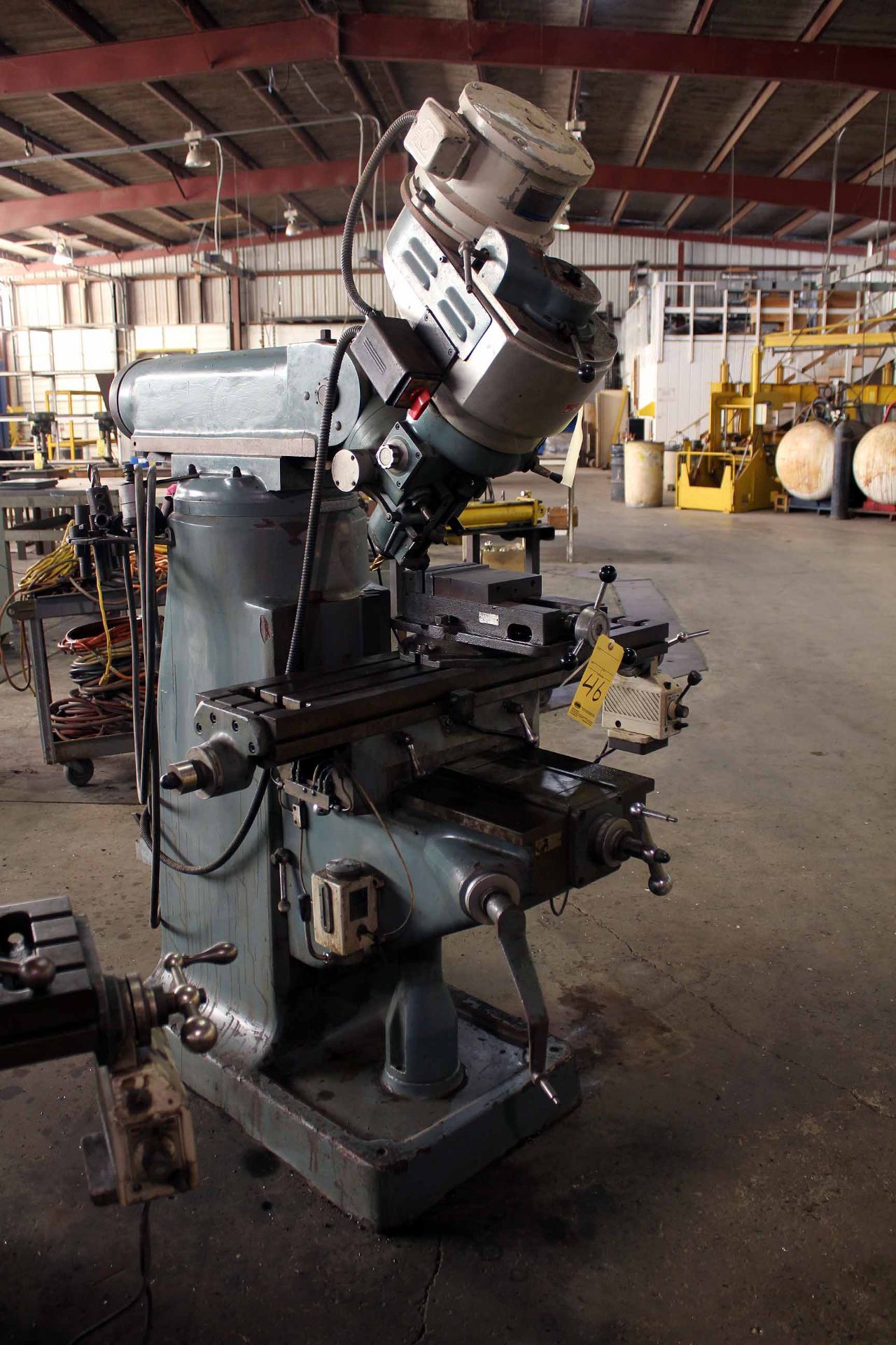 VERTICAL TURRET MILLING MACHINE, NT, spdl. spds: 78-4800 RPM, 1-1/2 HP motor, belt driven head, 9" x