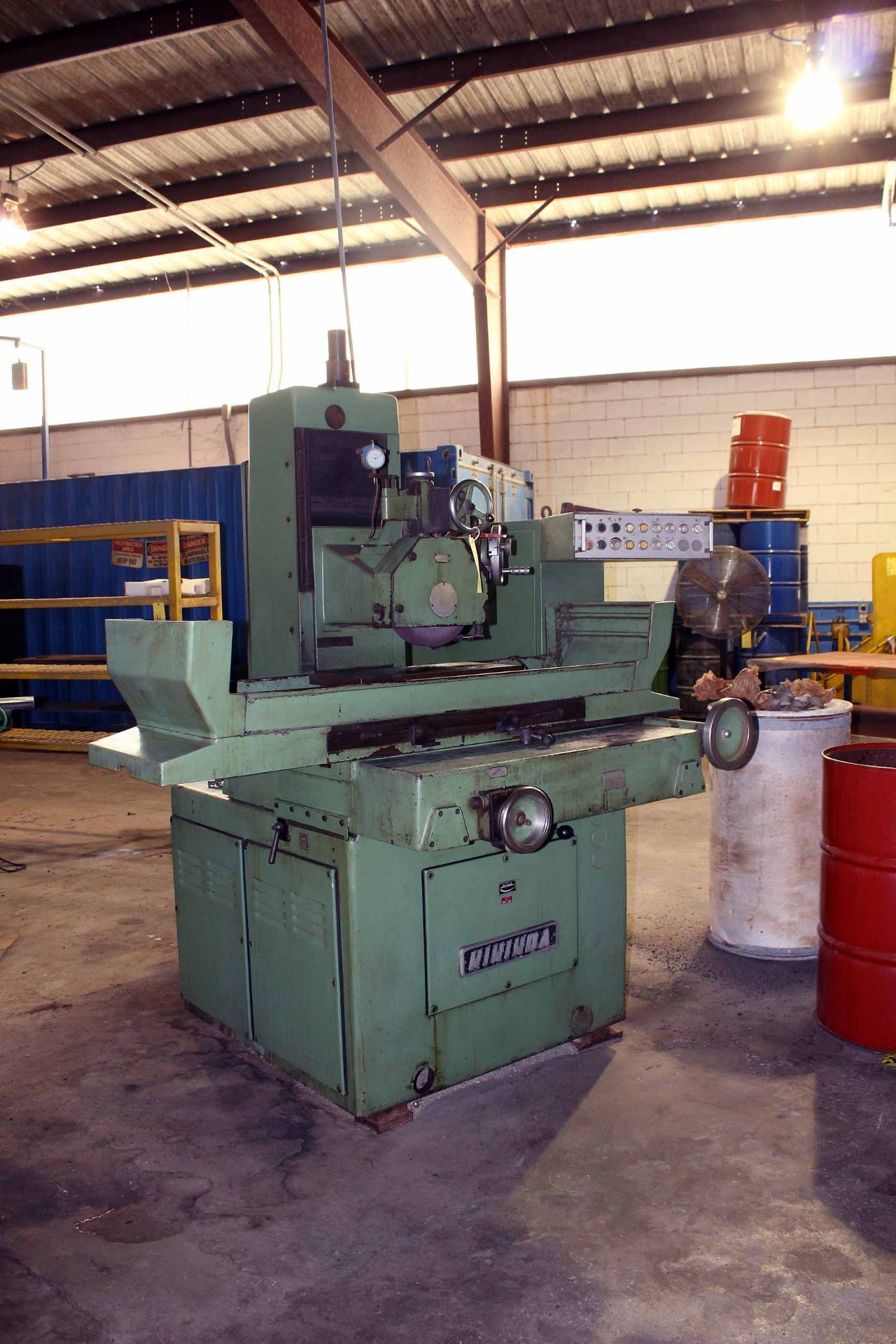 AUTOMATIC HYDRAULIC SURFACE GRINDER, KIKINDA MDL. URB-550A, perm. magnetic chuck, magnetic coolant