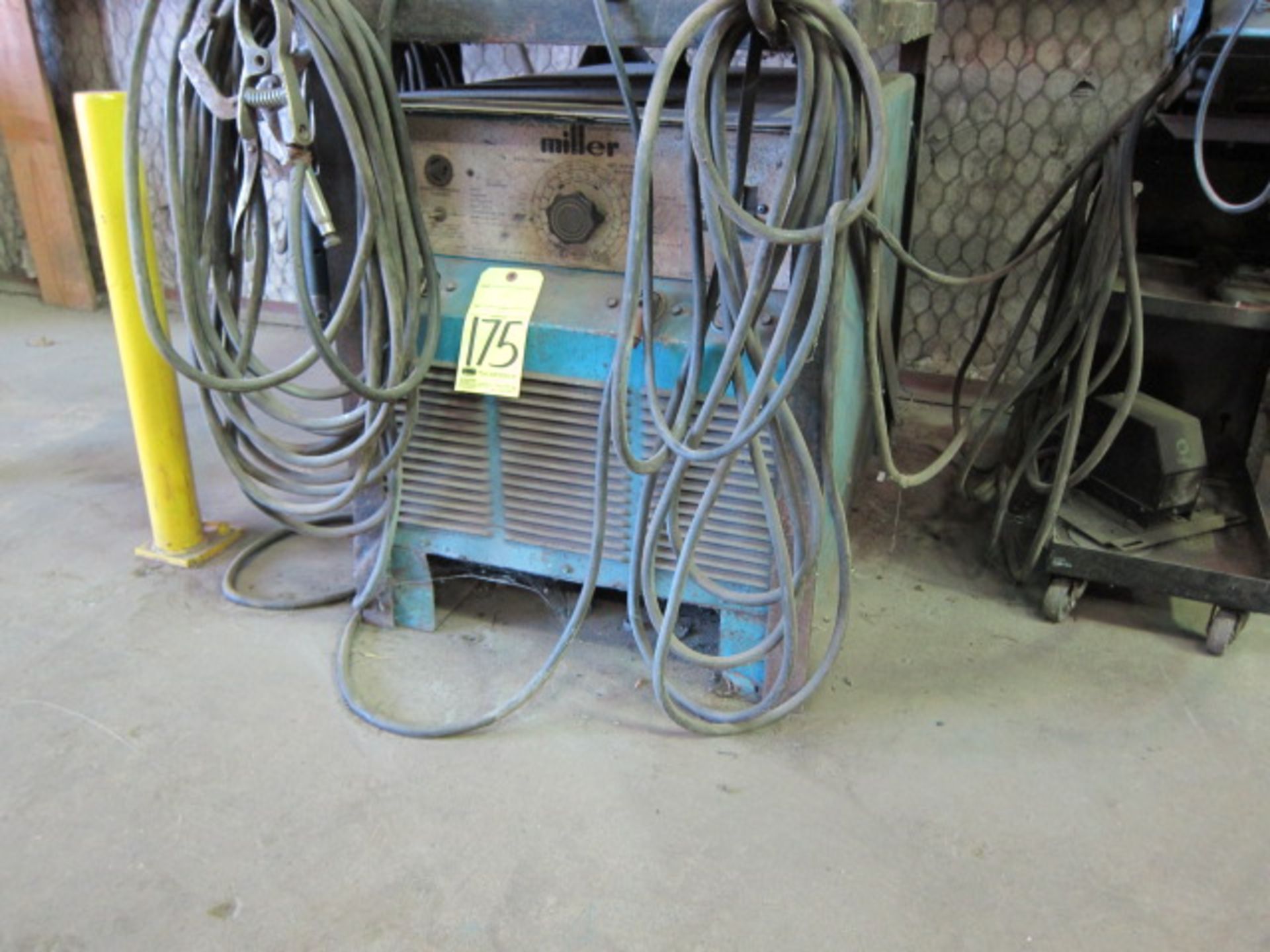 MIG WELDER, MILLER MDL. SRH333, 300 amps @ 32 v., 60% duty cycle, S/N 71-565967