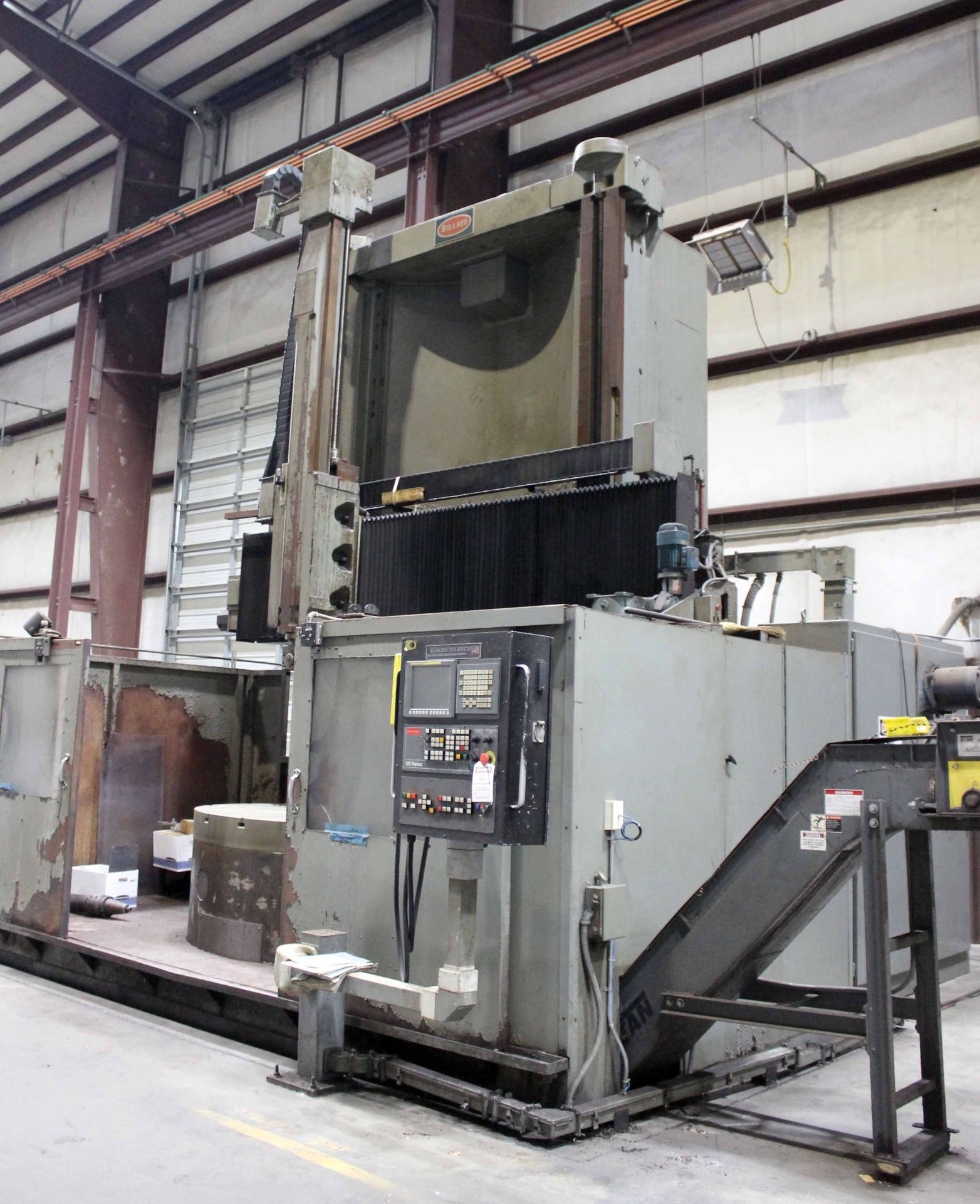 CNC VERTICAL BORING MILL, BULLARD 86” DYN-AU-TAPE, Fanuc Oi-TC CNC control, 86" dia. 4-jaw table, - Bild 2 aus 10