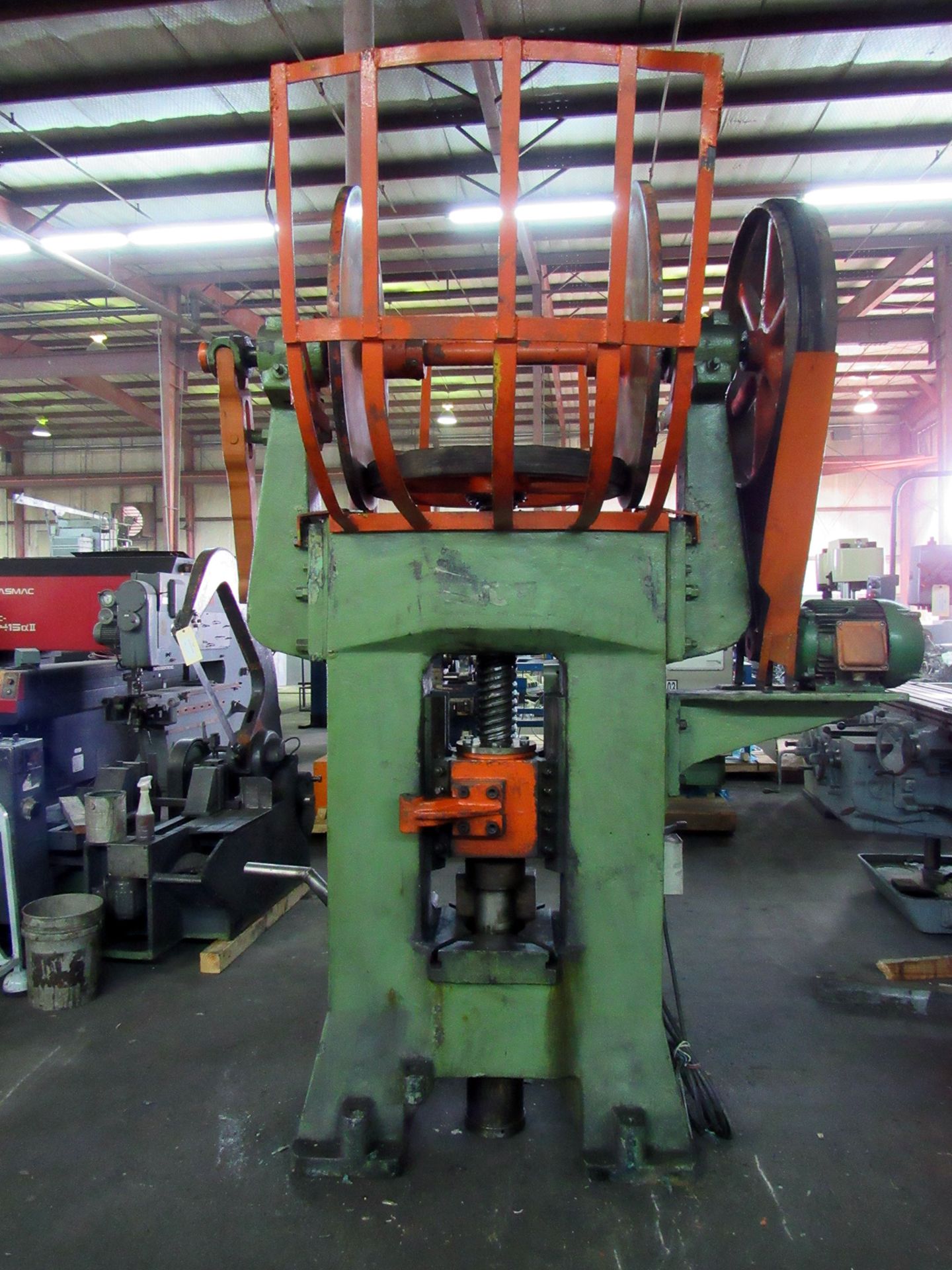 FRICTION SCREW-TYPE FORGING PRESS, GUTMANN MDL. PF80, 80 T., 13.5" X 17" bed area, 8" stroke, 16" - Image 5 of 14