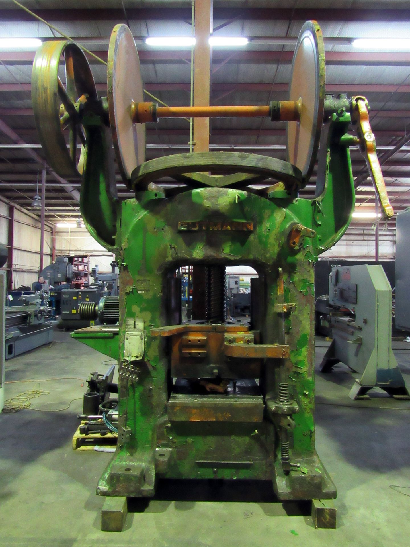 FRICTION SCREW-TYPE FORGING PRESS, GUTMANN, 150 T.,23.5" x 25" bed area, 10" stroke, 16" daylight,