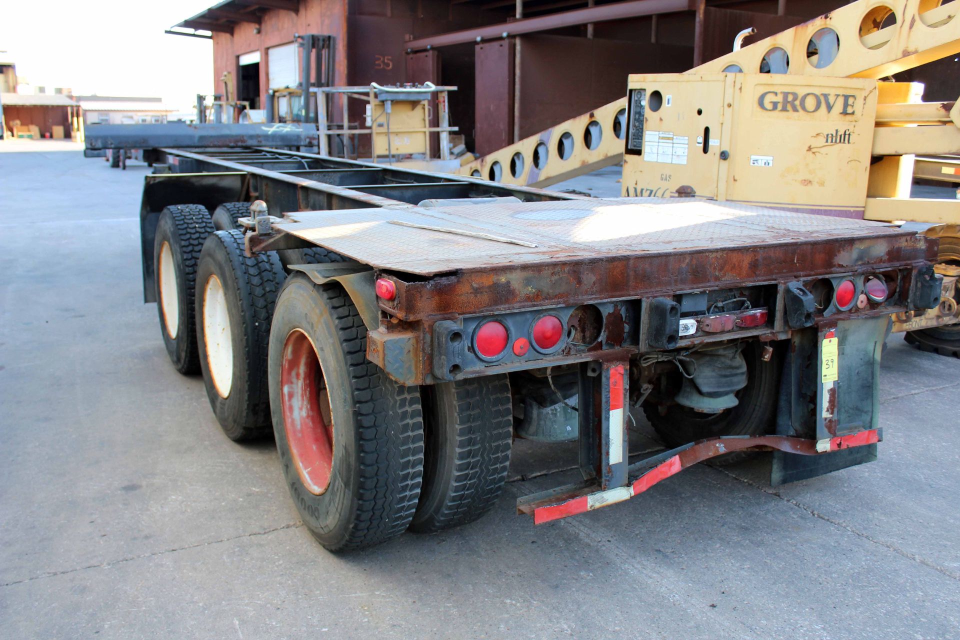 CONTAINER TRAILER FRAME, CUSTOM 20', triple axle, landing gear