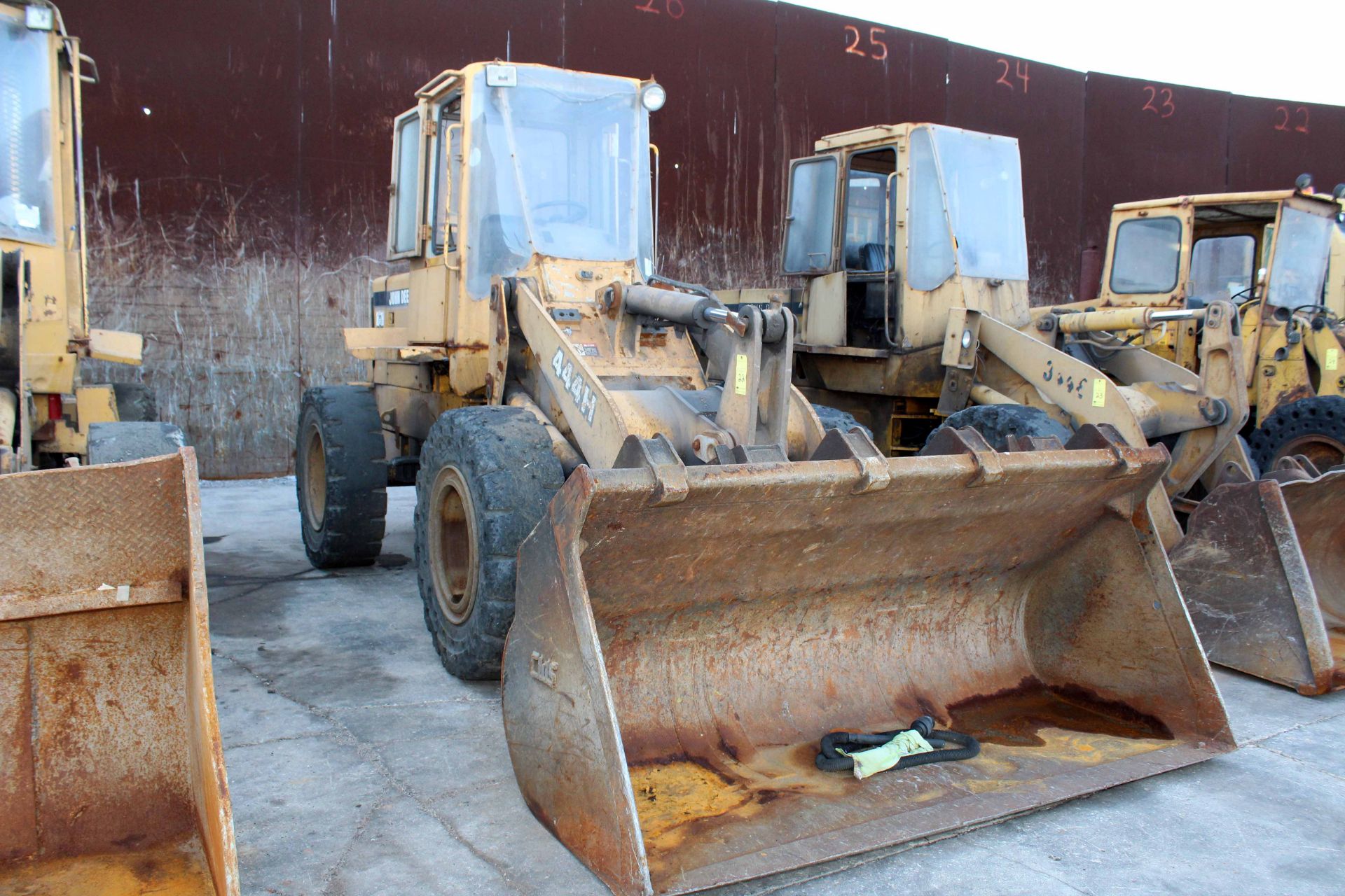 ARTICULATED FRONT END LOADER, JOHN DEERE MDL. 444G, S/N 444GX002443 - Image 3 of 7