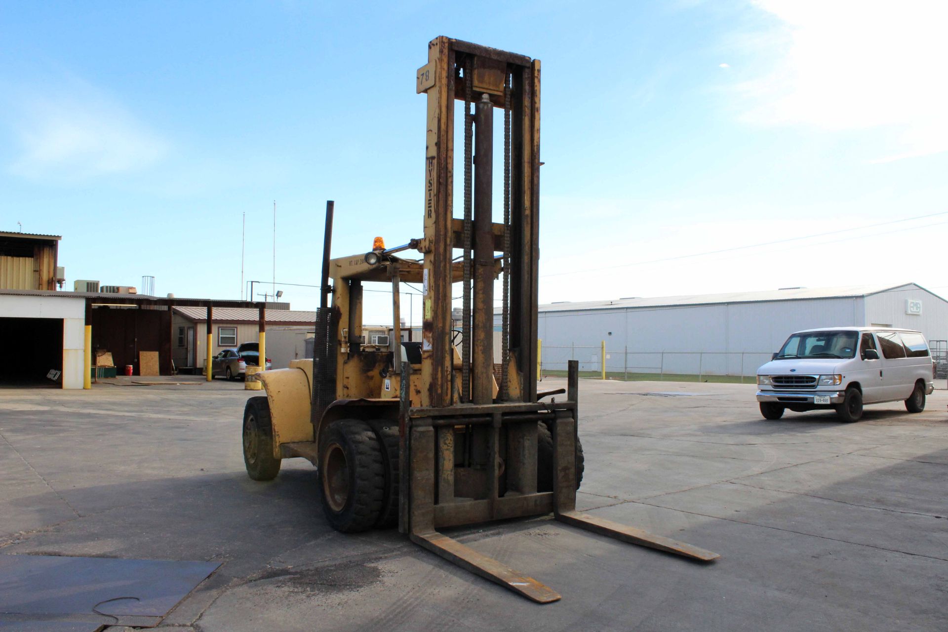 FORKLIFT, HYSTER 20,000 LB. CAP. MDL. H200H, diesel pwrd., 96"L. forks, dual front solid tires, S/ - Image 2 of 5