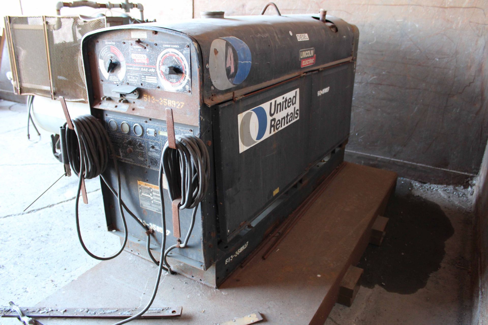 PORTABLE WELDER, LINCOLN SAE400 MDL. K1278-5, 400 amps @ 40 v. 60% duty cycle, mtd. to steel skid, - Image 3 of 3