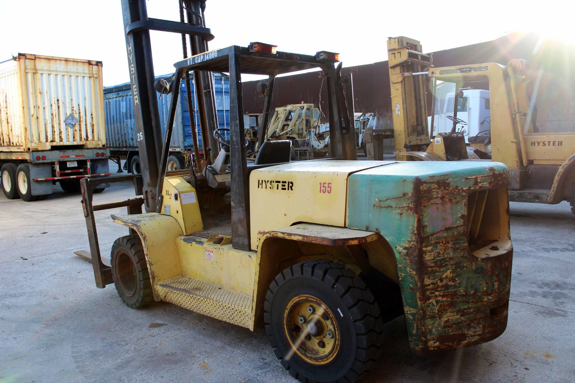 FORKLIFT, HYSTER 15,000 LB. CAP. MDL. H155XL, diesel pwrd., dual front solid rubber tires, S/N - Image 3 of 4