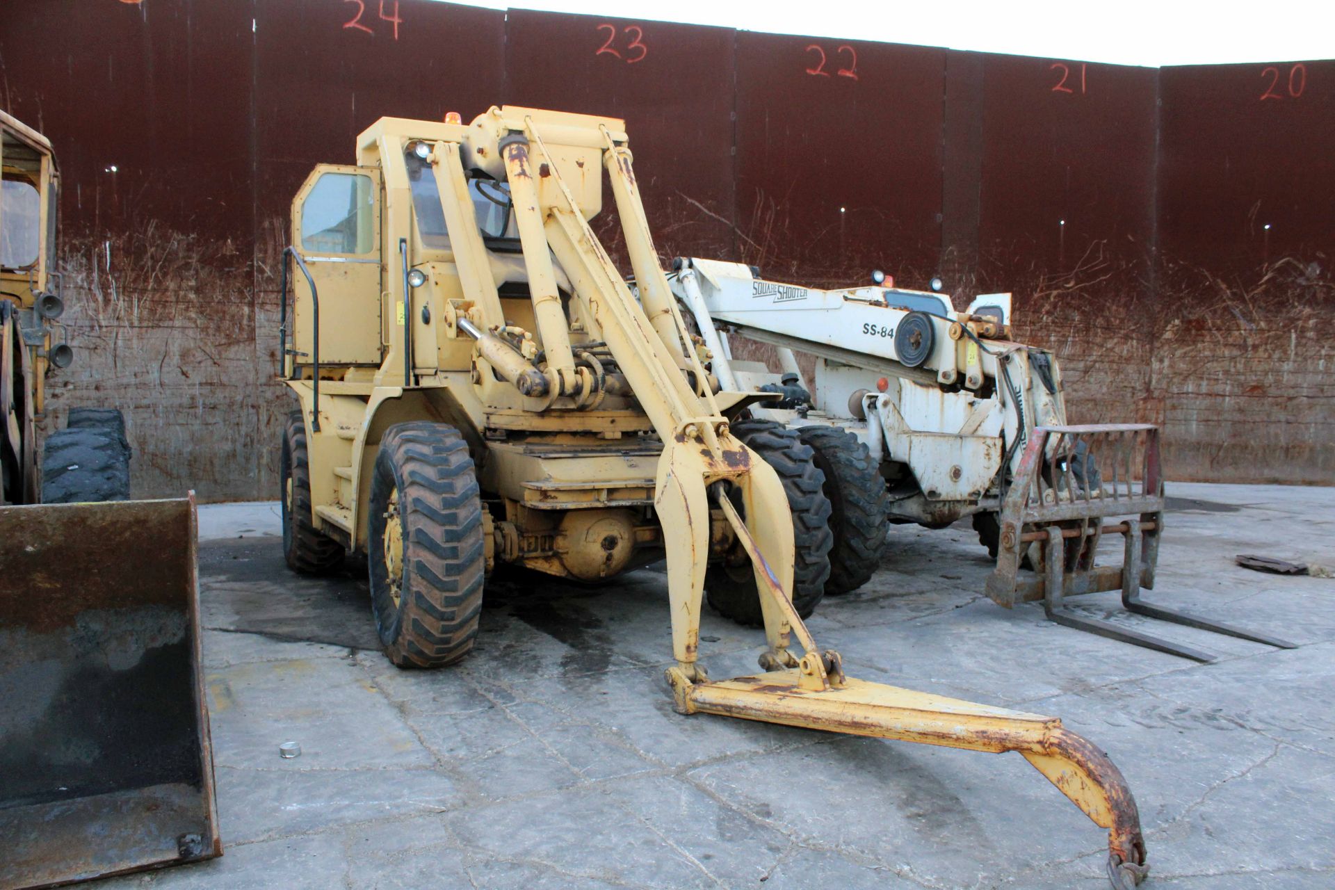 MOBILE CRANE, PETTIBONE MDL. 442B SPEED SWING, 4-wheel drive, tilt swivel boom system, roll-over - Image 4 of 6