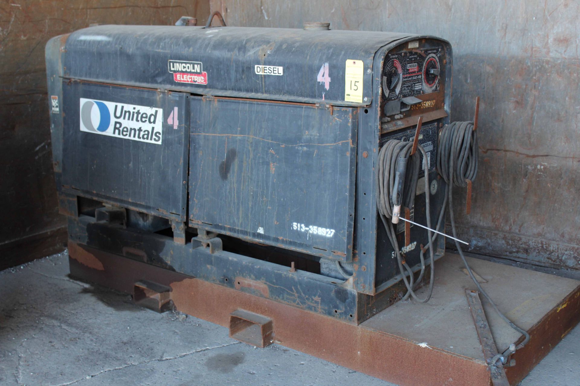 PORTABLE WELDER, LINCOLN SAE400 MDL. K1278-5, 400 amps @ 40 v. 60% duty cycle, mtd. to steel skid,