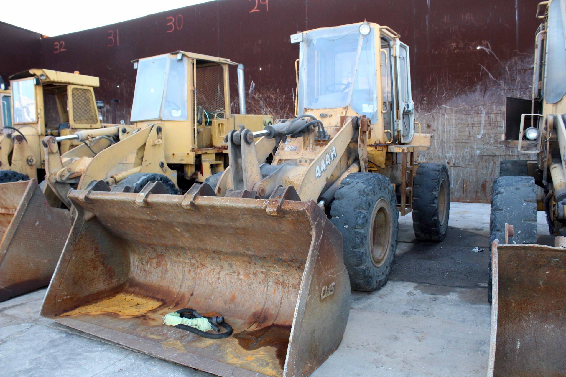 ARTICULATED FRONT END LOADER, JOHN DEERE MDL. 444G, S/N 444GX002443 - Image 4 of 7