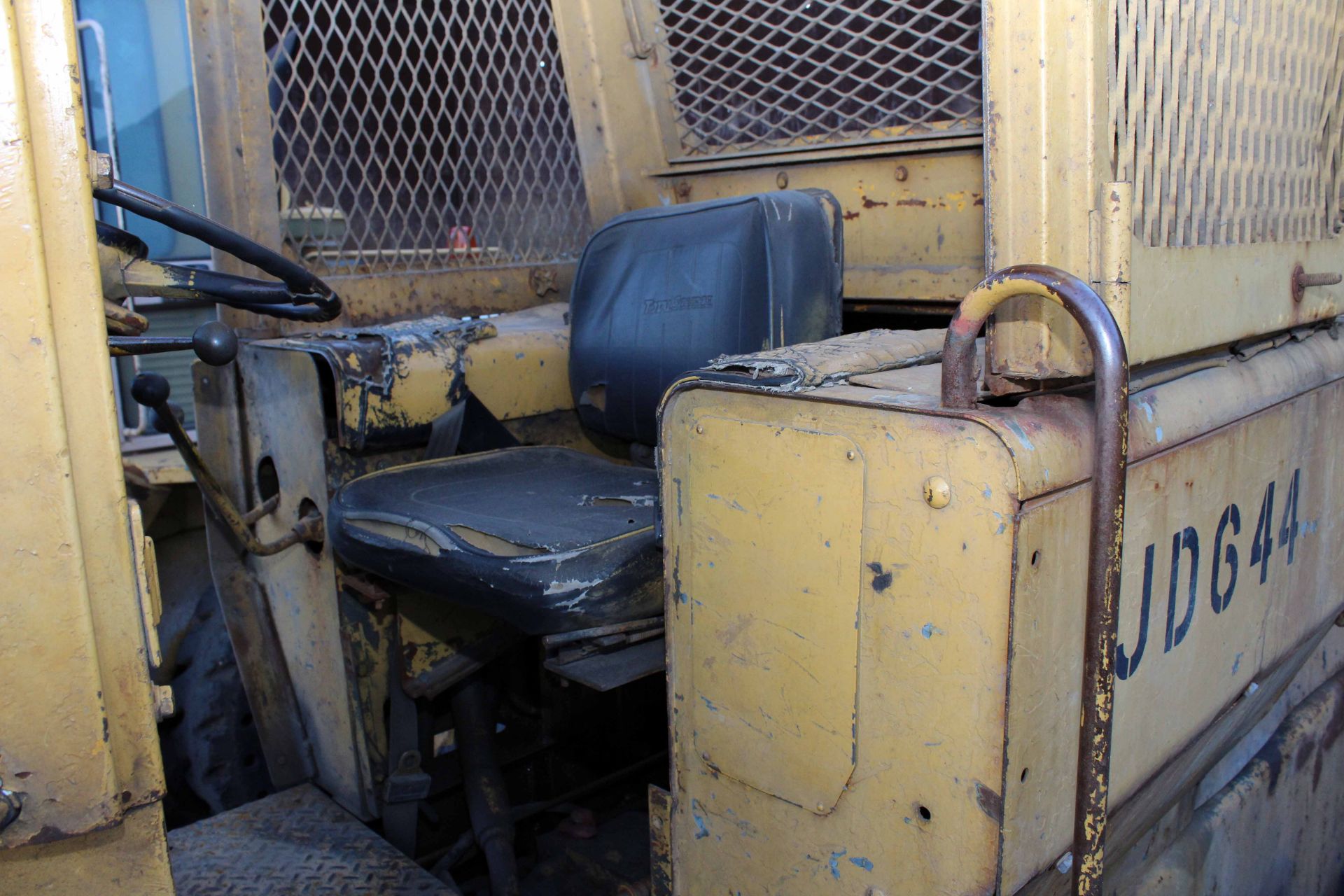 ARTICULATED FRONT END LOADER, JOHN DEERE MDL. JD644A, 2-1/4 cu. yd. bucket, S/N 144737 - Image 4 of 6