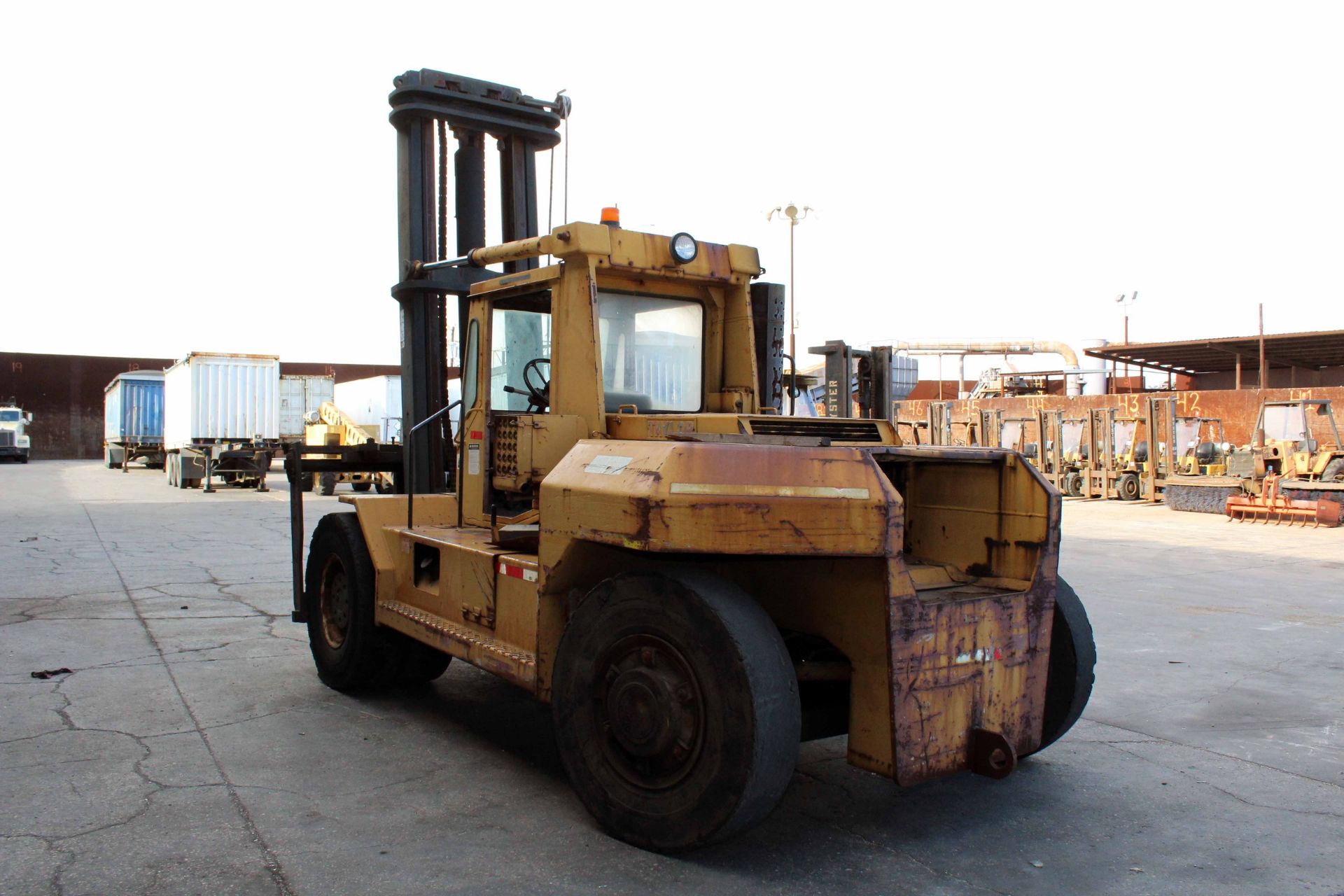 FORKLIFT, TAYLOR 30,000 LB. CAP. MDL. TY300M, enclosed cab, 96" forks, wide fork carriage, rubber