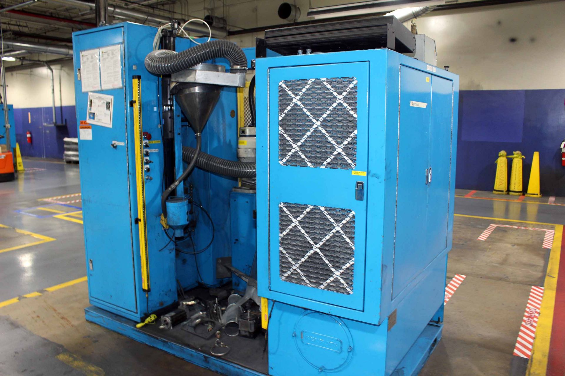 HYDRAULIC POWDER PRESS, TELEDYNE PRESS SYSTEMS 15 T. CAP. MDL. 15TCNC, CNC control, 15 T. cap. @ 2, - Image 4 of 5