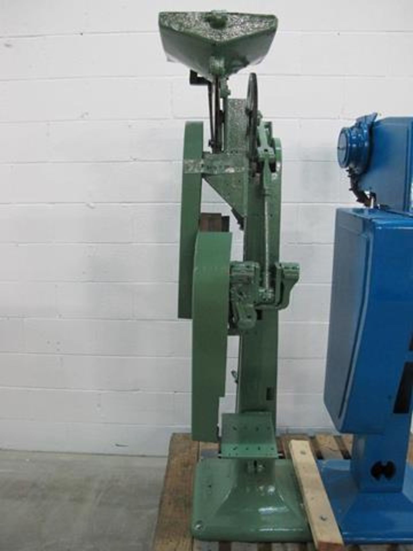 LOT OF (2) RIVET MACHINES, (L1)