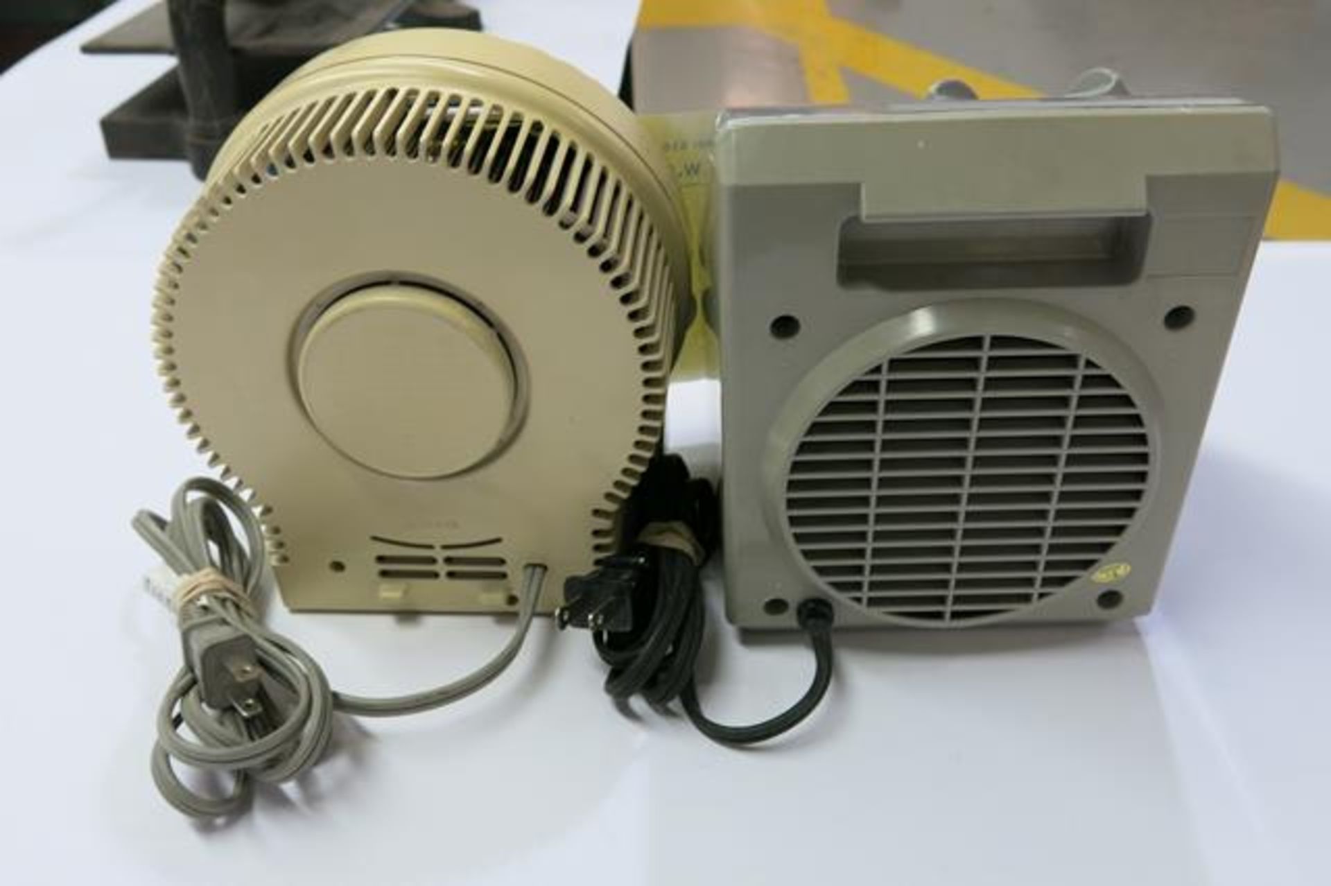 LOT OF SPACE HEATERS - Image 2 of 2