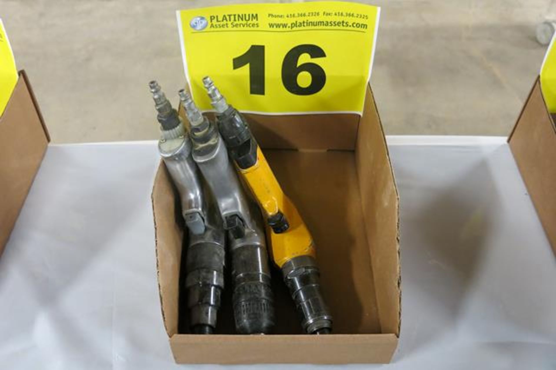 LOT OF PNEUMATIC DRILLS