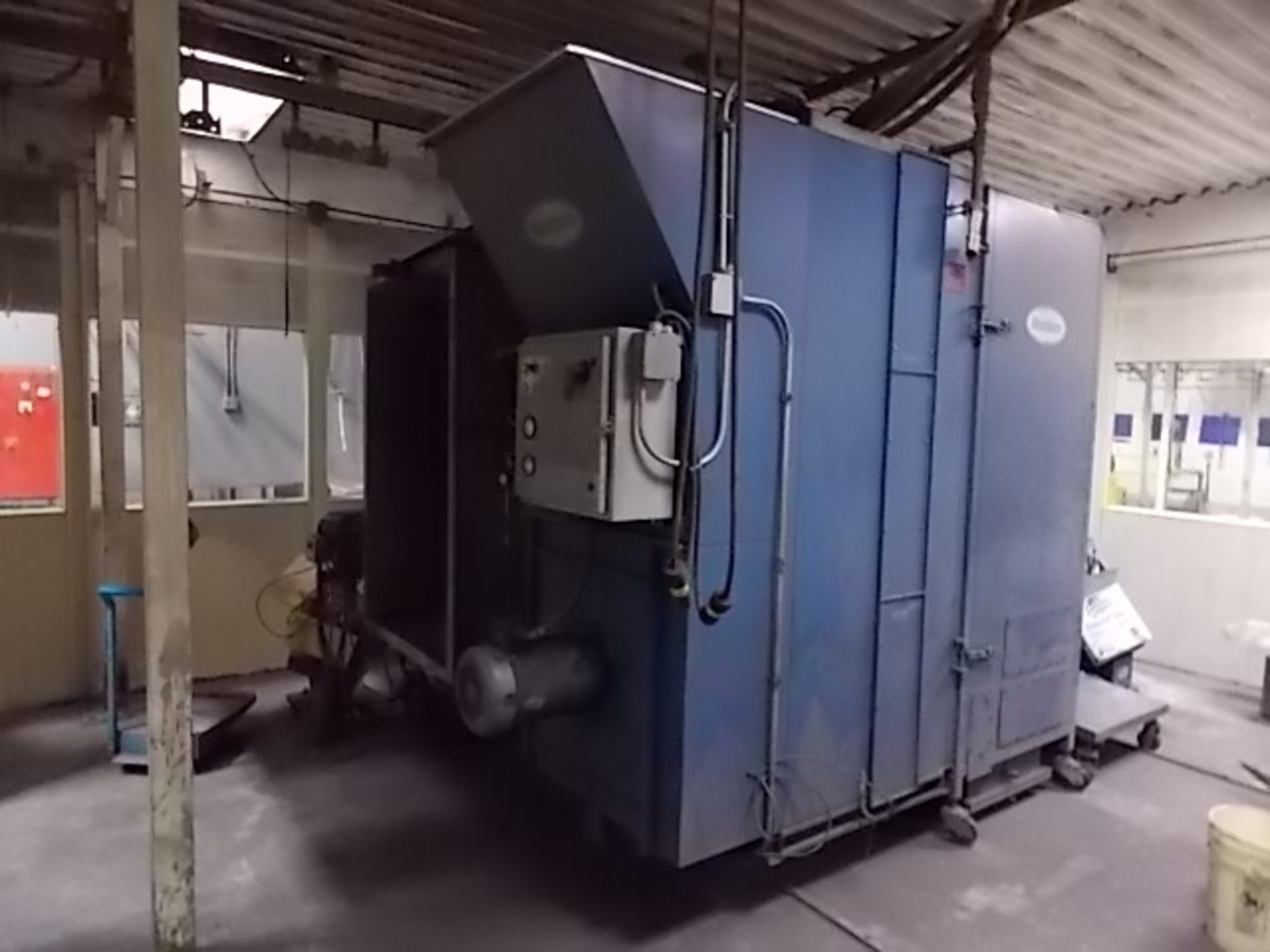 Nordson Manual Powder Booth, with 36 in. x 60 in. Openings, (2) Dust Systems, (2) Spray Guns with - Image 2 of 4