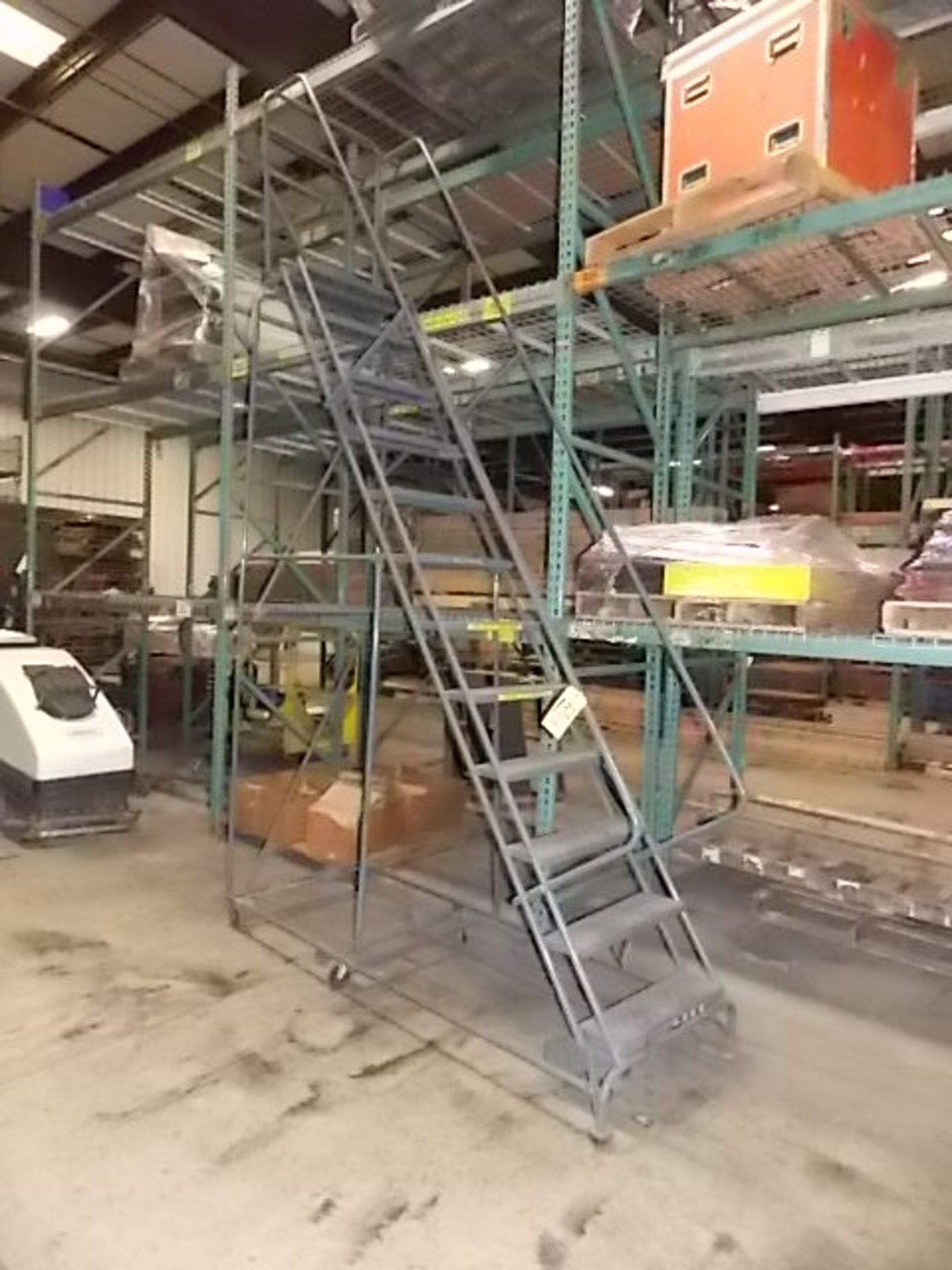 10 ft. Ballymore Rolling Safety Stair