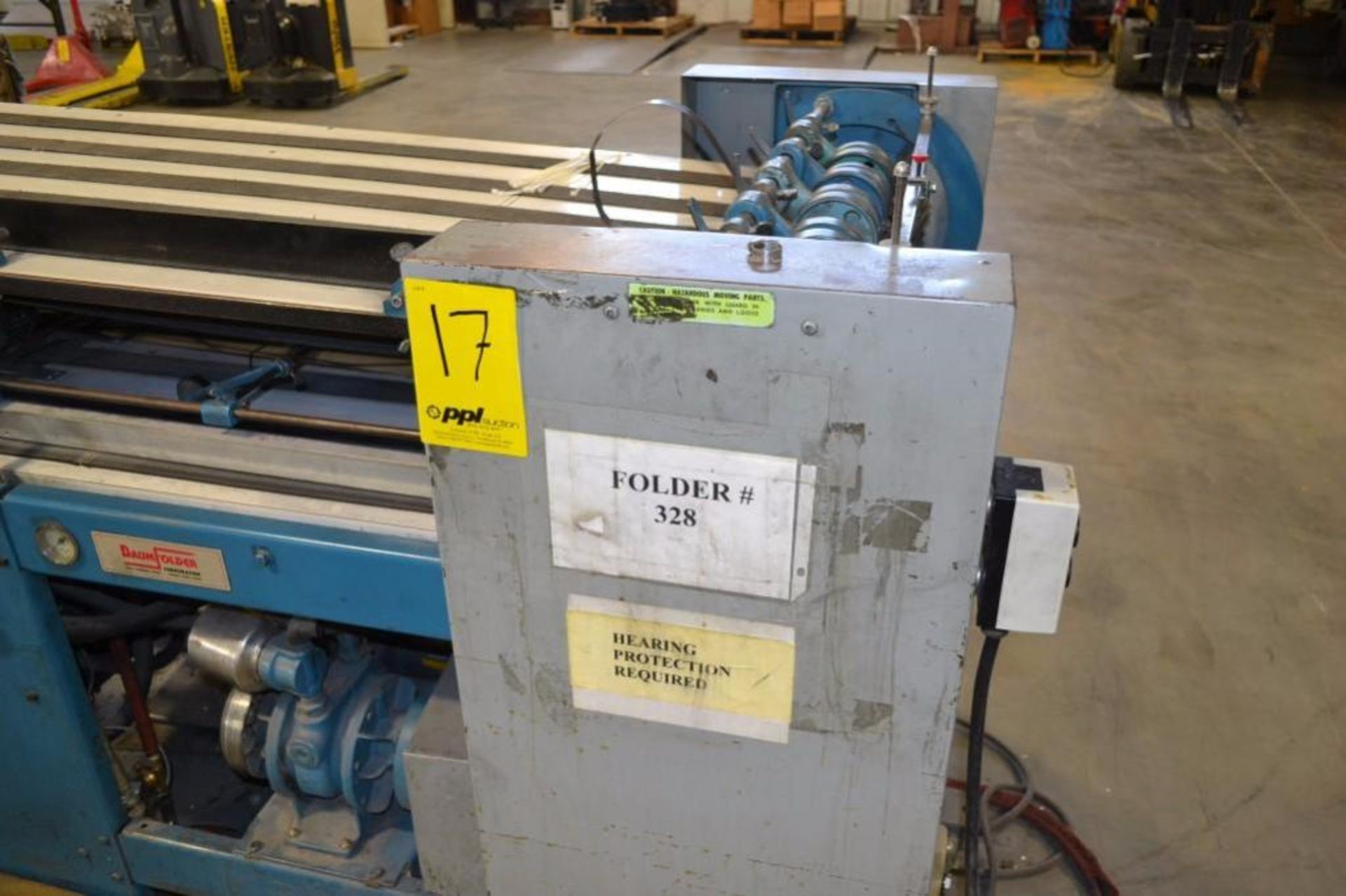 Baumfolder 26 in. x 40 in. Continuous Feed Folder Model 726, S/N UA5-177 with 8-Page & Hang-on Deliv - Image 3 of 3