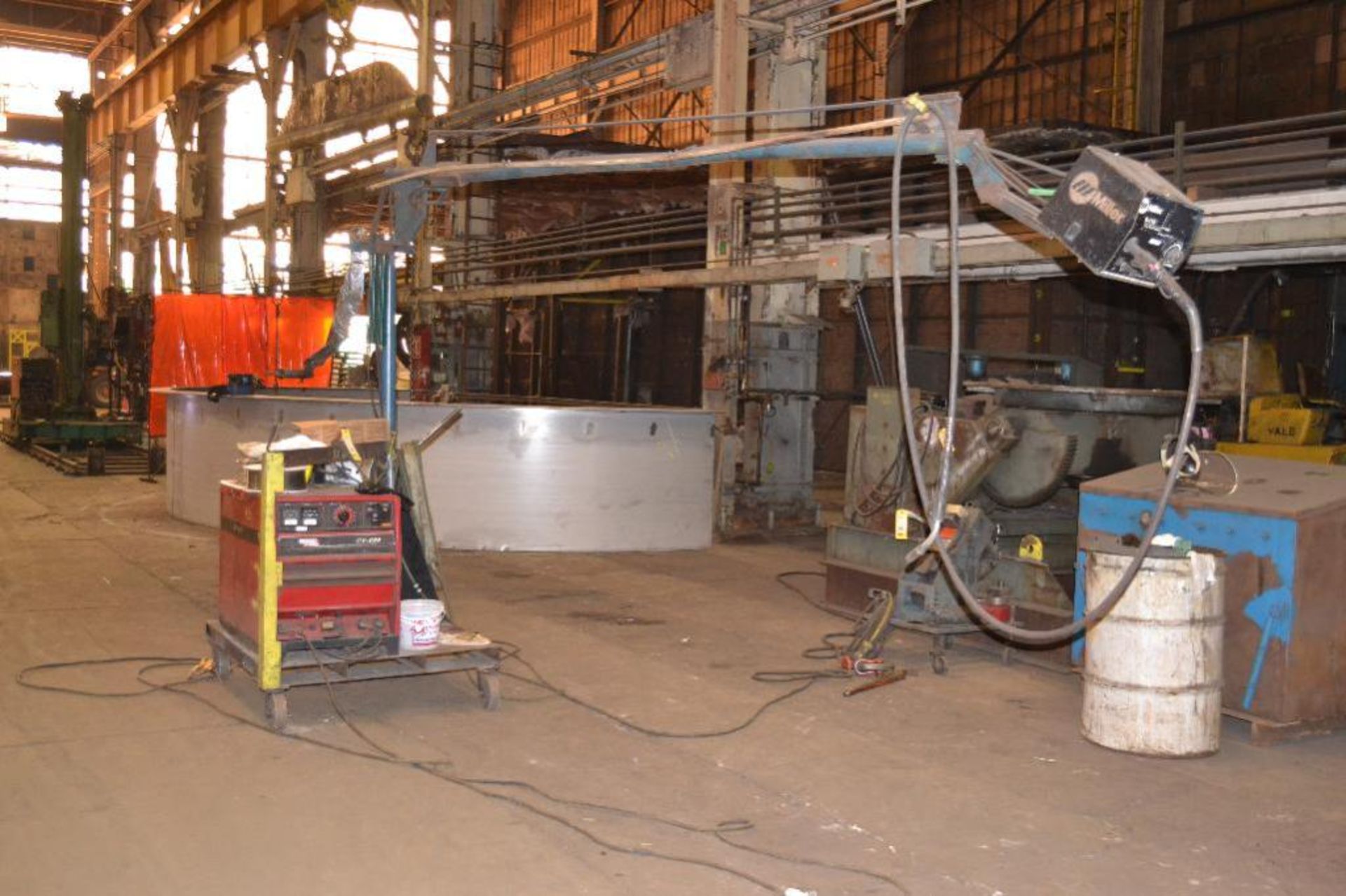 Lincoln 650 Amp MIG Welder Model CV-655, on Rolling Stand with Boom