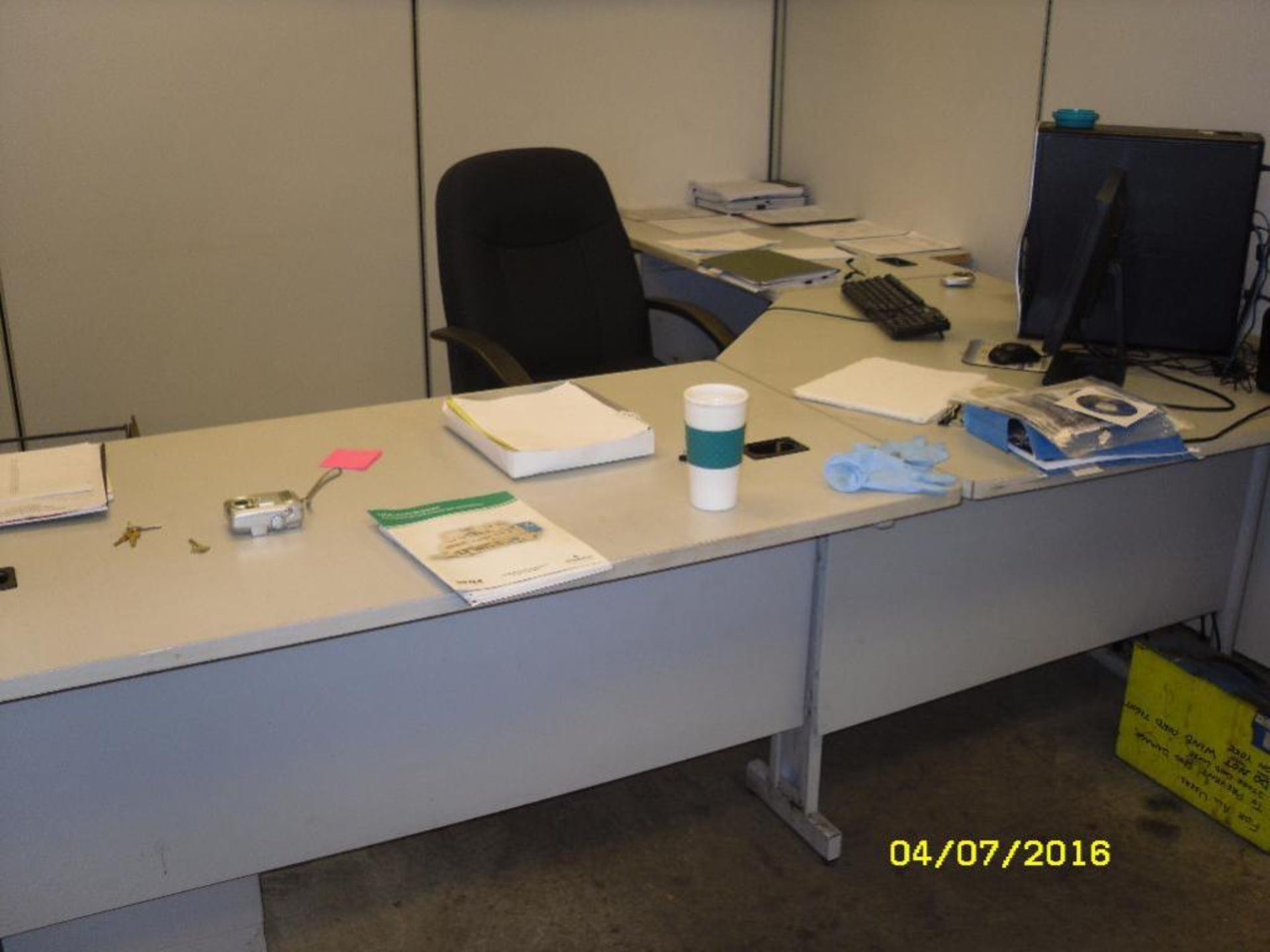 LOT: Partitions, Desk and Chair - Image 2 of 3