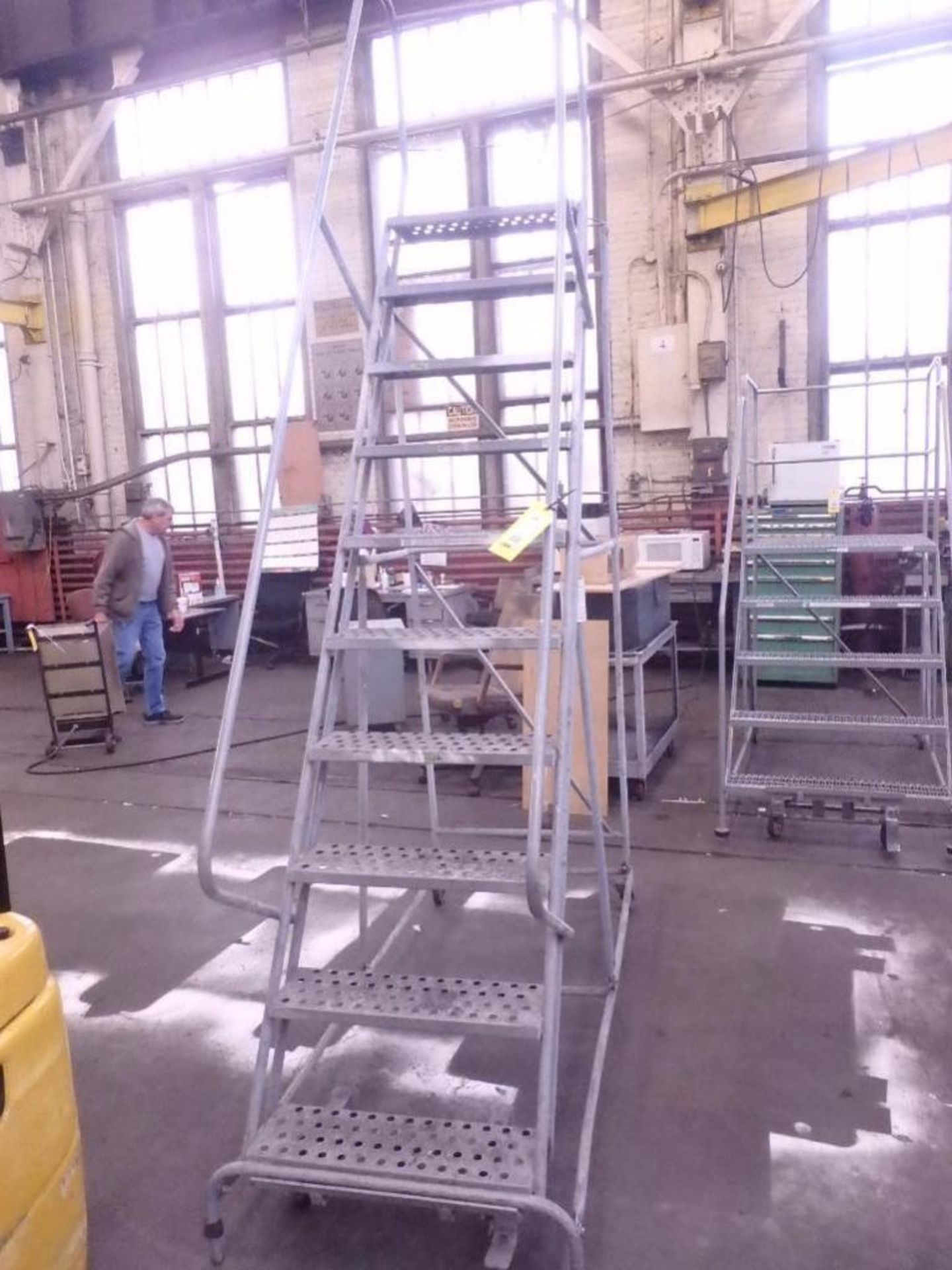 10-Step Portable Shop Ladder