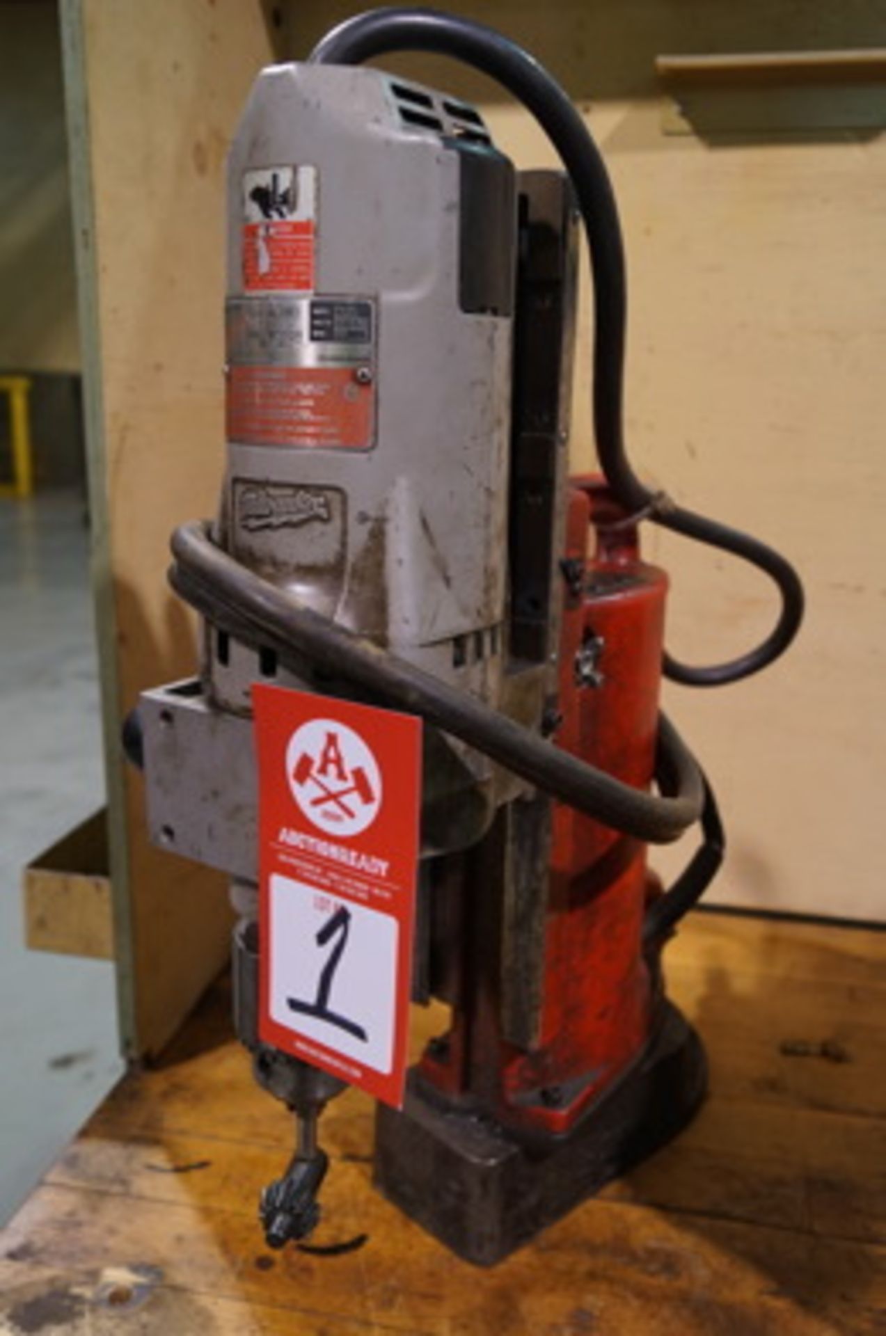 Milwuakee Heavy Duty Drill s/n:502A198343084