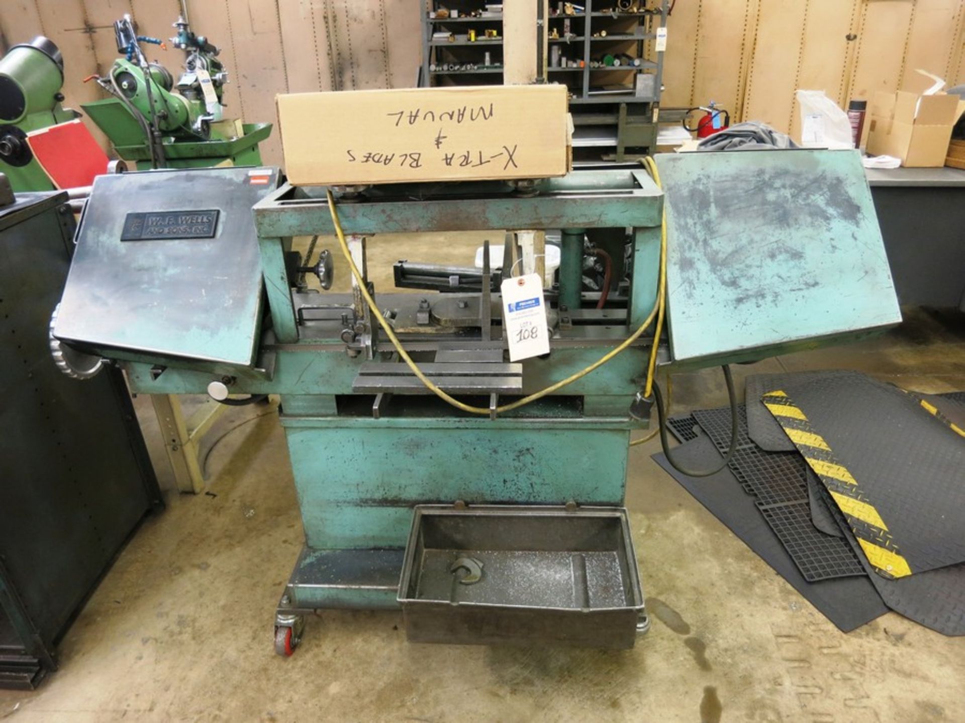 FW WELLS HORIZONTAL BAND SAW MODEL L-9, S/N L722544