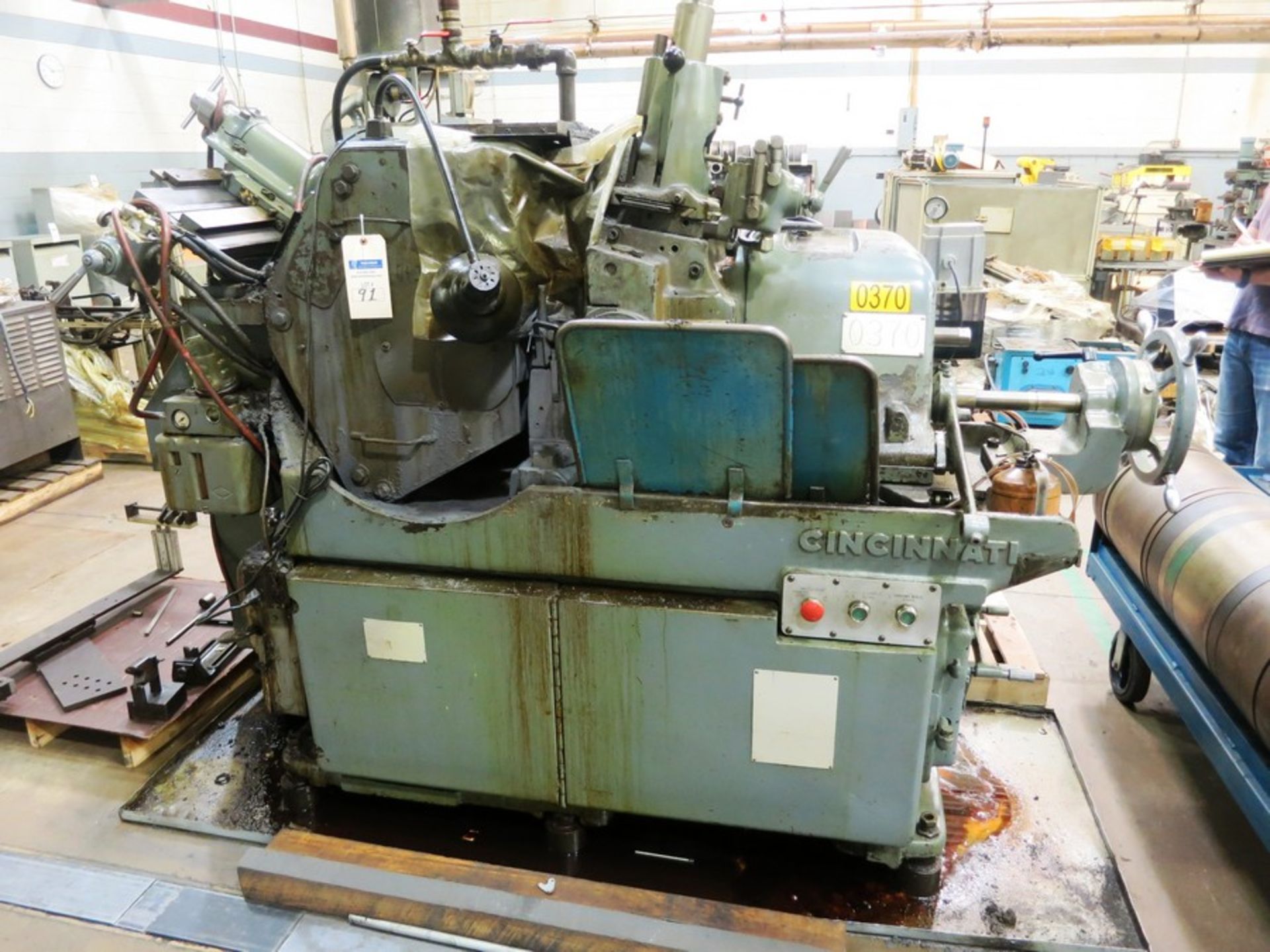 CINCINNATI #2 CENTERLESS GRINDER, S/N 2M2H1K-41