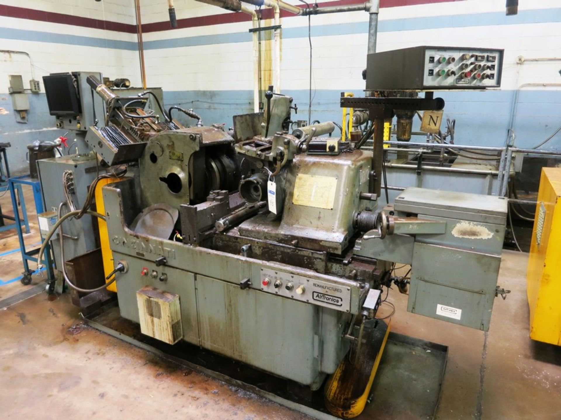 CINCINNATI #2 OM CENTERLESS GRINDER, S/N 2M2H5TF-12