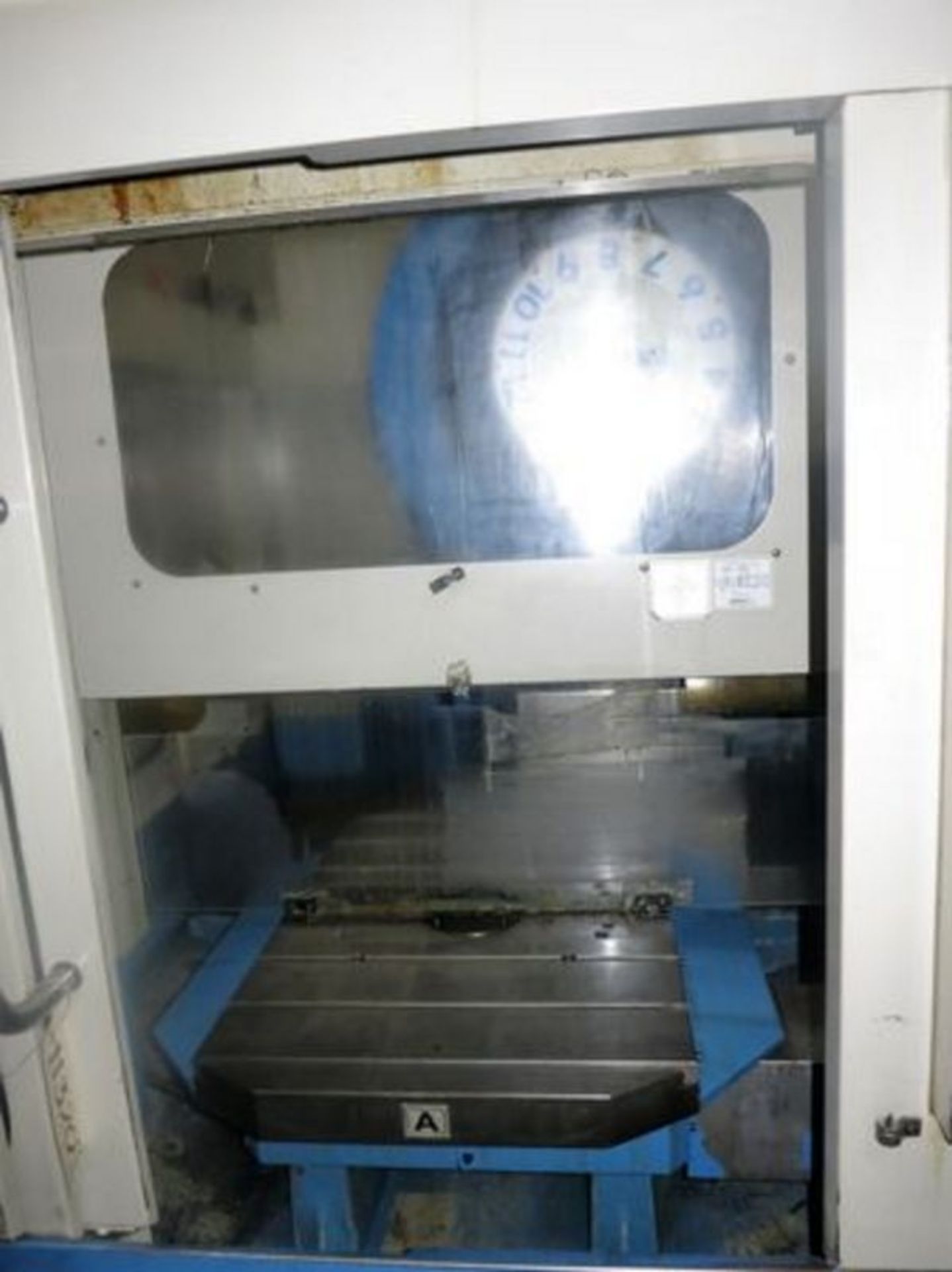 HYUNDAI MODEL SPTV30TD CNC TAPMILL CENTER WITH PALLET CHANGER, S/N 73H8056, NEW 1999 Table size 35. - Image 3 of 10