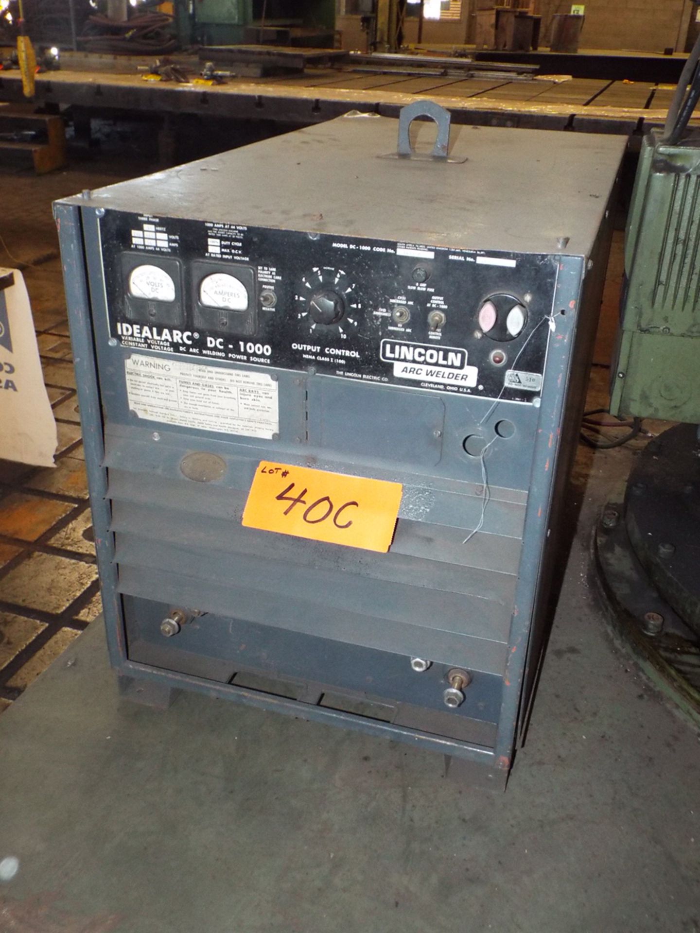 LINCOLN IDEALARC DC-1000 DC WELDING POWER SOURCE S/N: AC538443