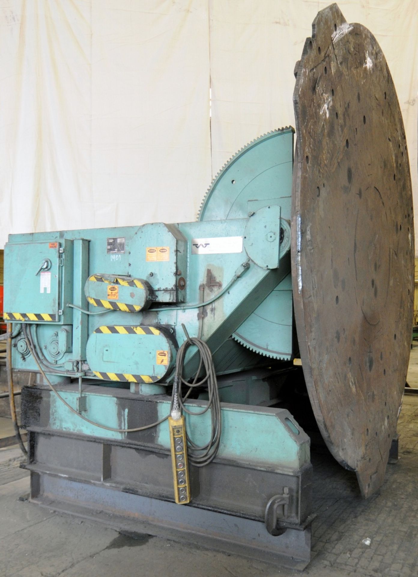 ARONSON GE500CS 50000 LBS WELDING POSITIONER WITH 84" X 84" T-SLOTTED TABLE, 130" DIA. TOP PLATE,