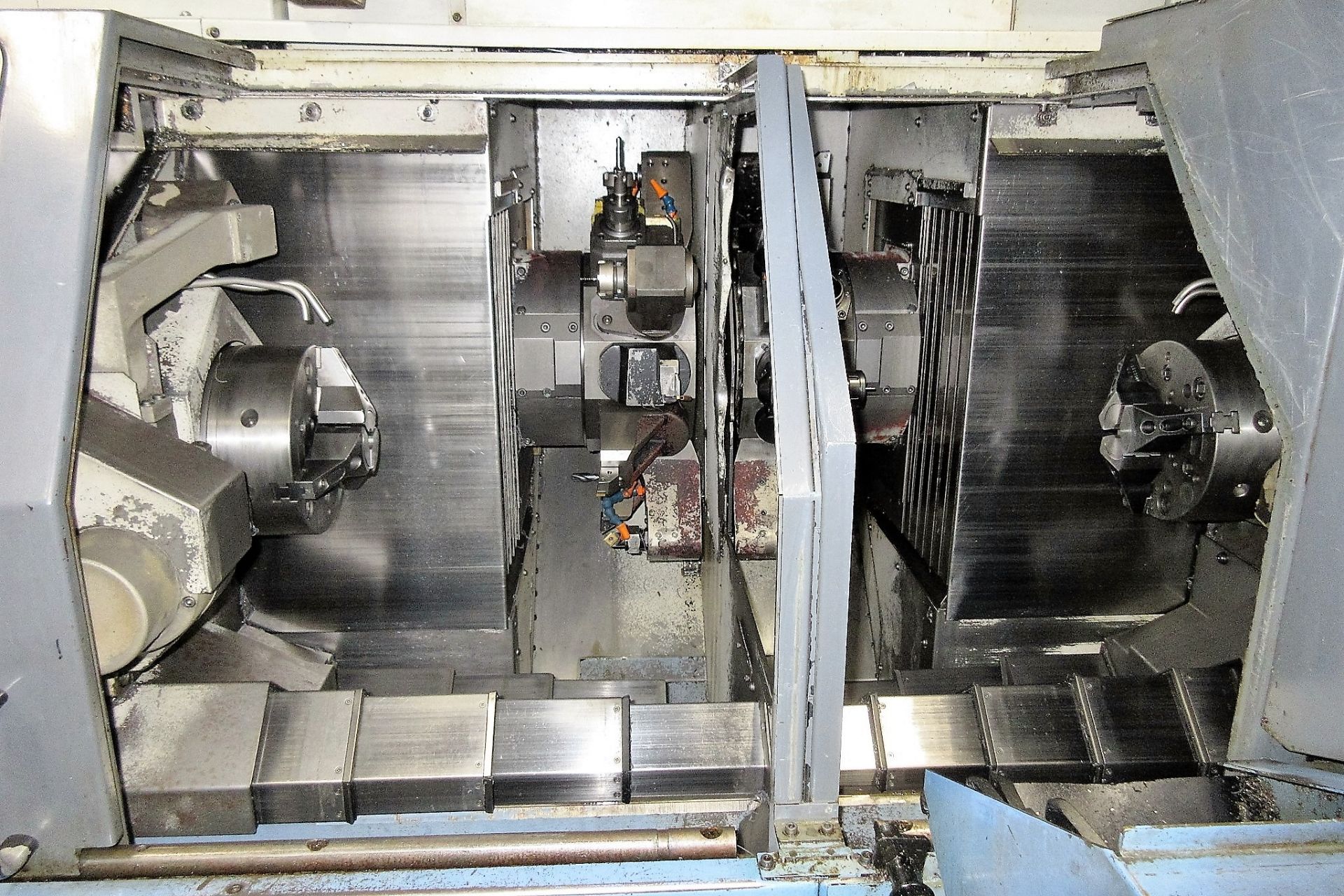 MAZAK MULTIPLEX 6200Y 8-AXIS CNC TWIN SPINDLE CNC TURNING CENTER - Bild 4 aus 12