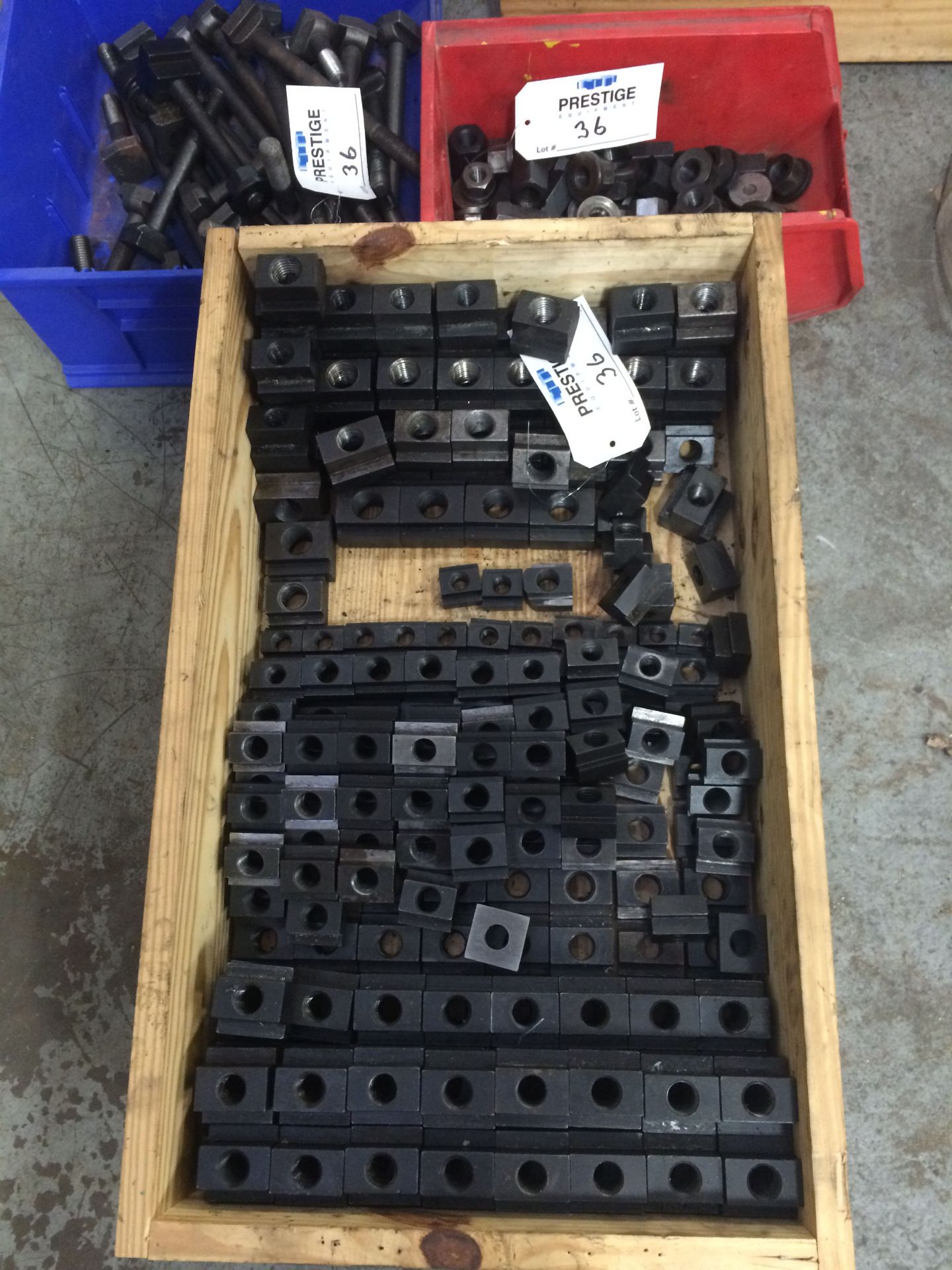 BOX OF HOLD DOWN NUTS FOR T-SLOT SET UP WITH HOLD DOWN T-BOLTS