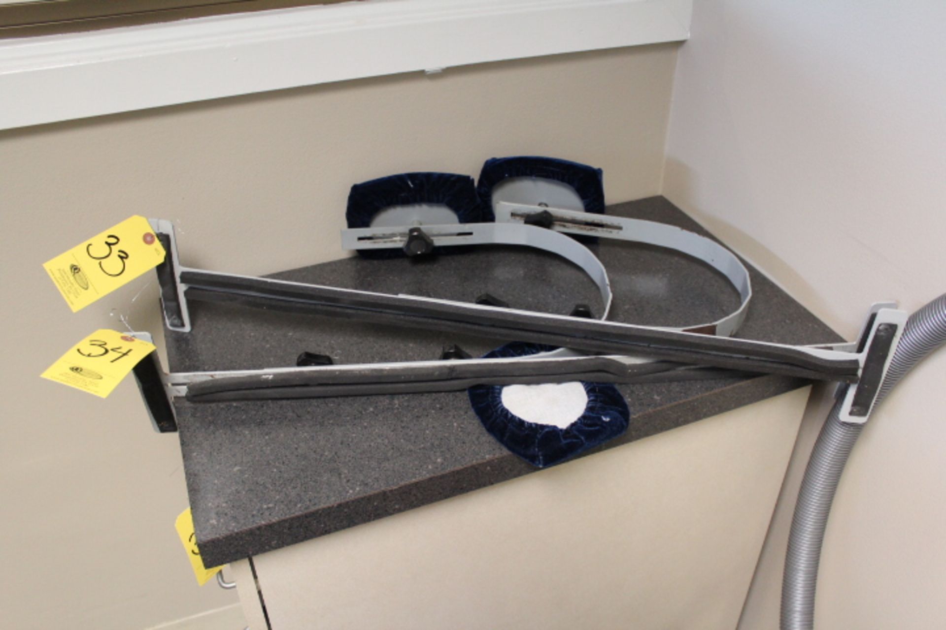 FOOT LEVELERS INC. NECKSYS RESISTANCE CERVICAL ADJUSTMENT SCALE