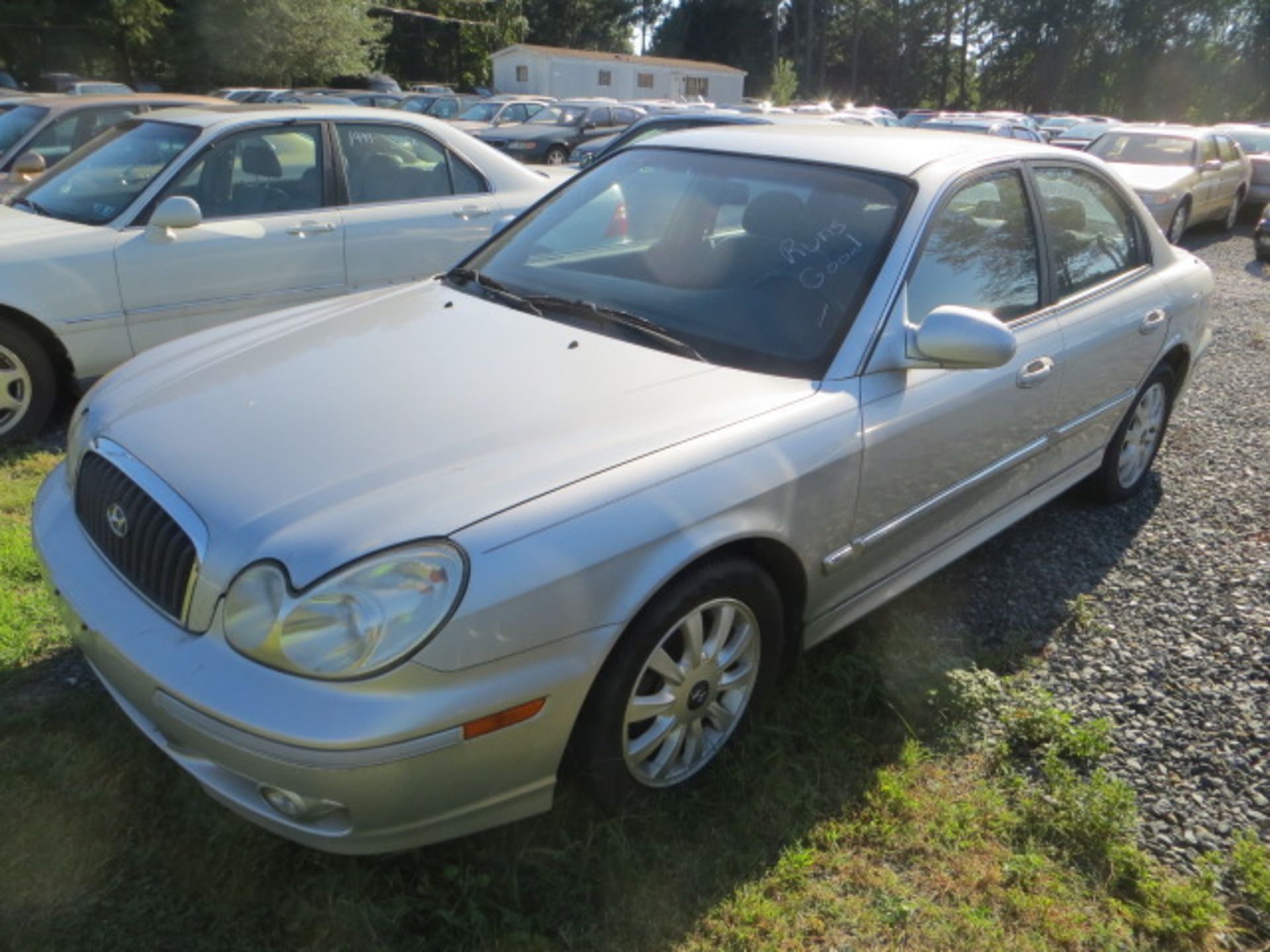 2005 Hyundai Sonata GLS 129000 MILES,VIN KMHWF35H25A127189, SOLD WITH GOOD TRANSFERABLE TITLE - Image 2 of 3