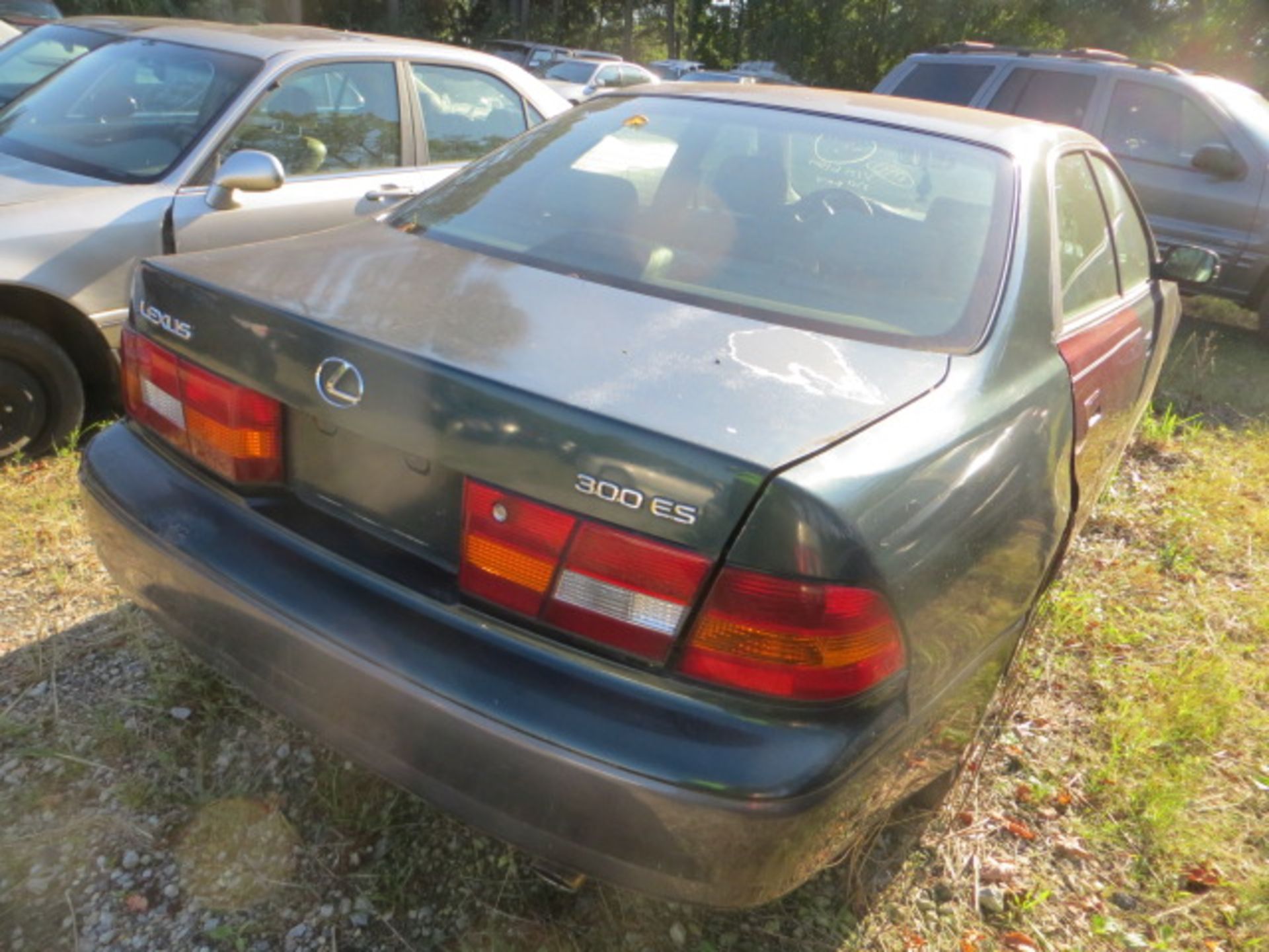 1997 Lexus 300GS-ROUGH UKNOWN MILES,VIN JT8BF22G8V0046159, SOLD WITH GOOD TRANSFERABLE TITLE - Image 3 of 3