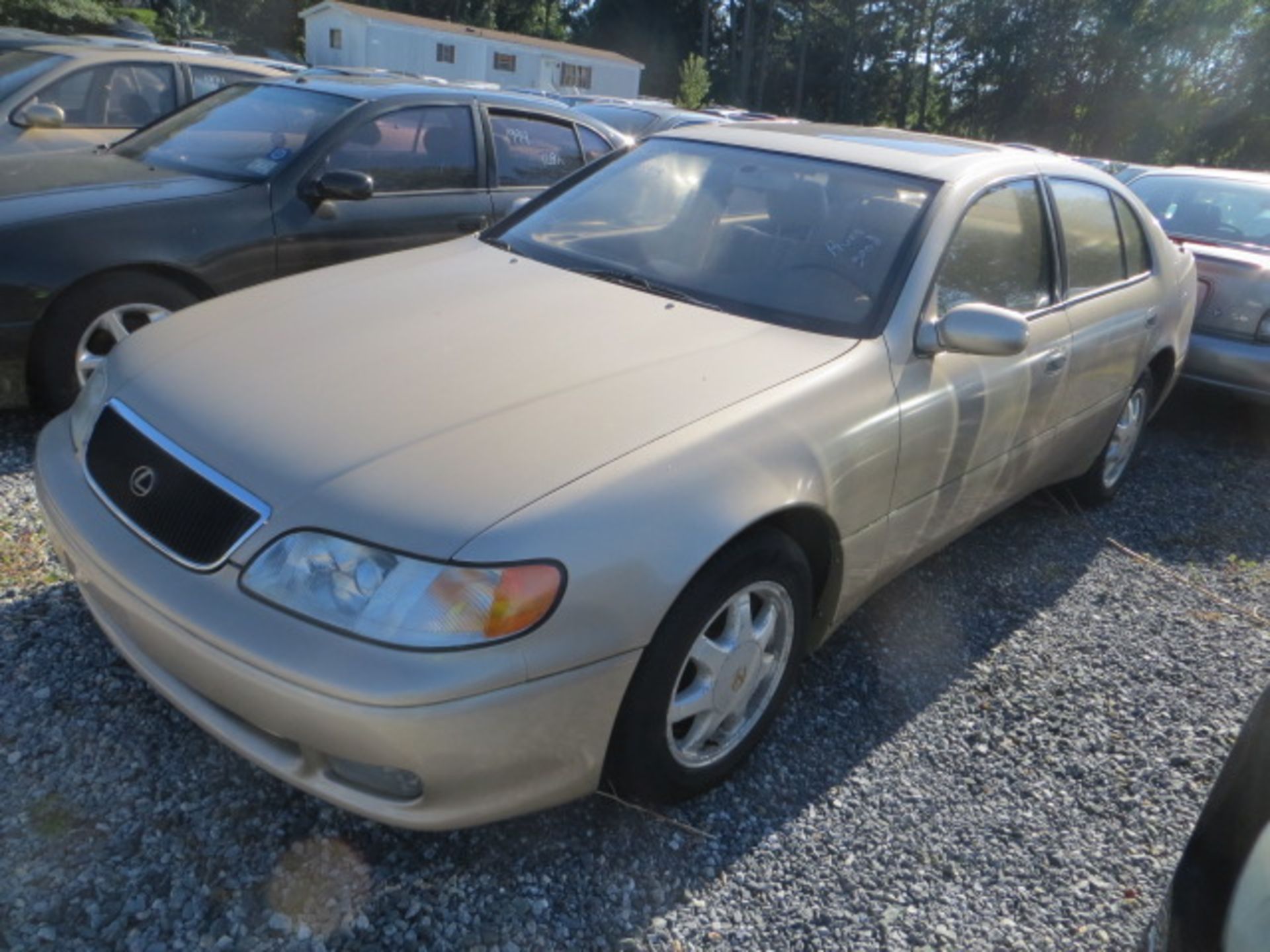 2000 Lexus GS300-CRACKED WINDSHIELD 102000 MILES,VIN JT8JS47E0R0059343, SOLD WITH GOOD TRANSFERABLE - Image 2 of 3