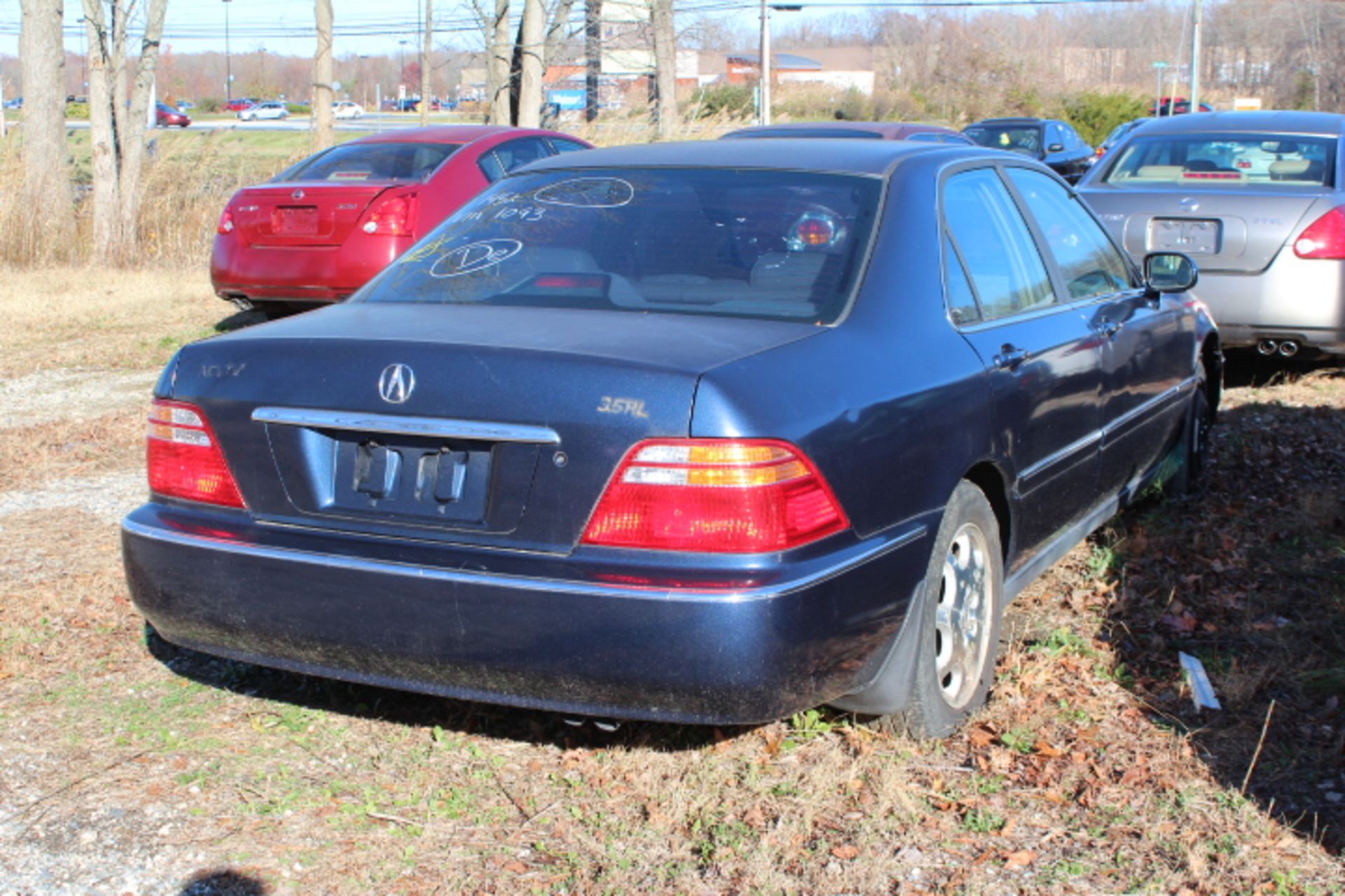 1999 Acura RL- 145000 MILES,VIN JH4KA9653XC011093, VEHICLE BEING SOLD WITH RECONSTRUCTED TITLE AND A - Image 3 of 4