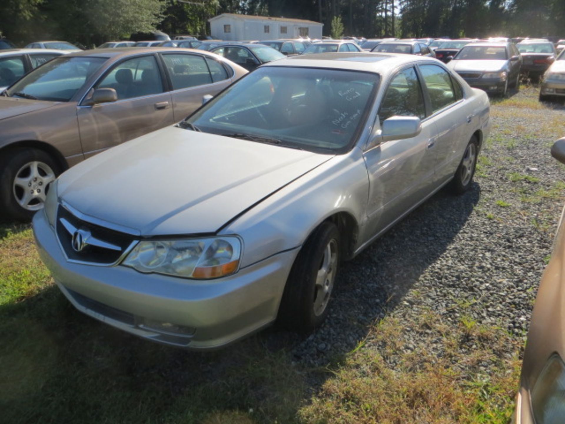 2002 Acura TL-NEEDS GAS GAUGE 98000 MILES,VIN 19UUA56683A017023, SOLD WITH GOOD TRANSFERABLE TITLE,