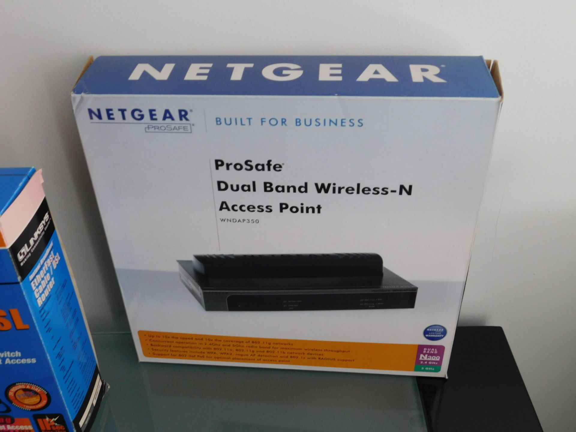 LINKSYS ETHERFAST CABLE/DSL ROUTER4 and NETGEAR PRO-SAFEW DUAL BAND WIRELESS - N ACCESS POINT - Image 2 of 2