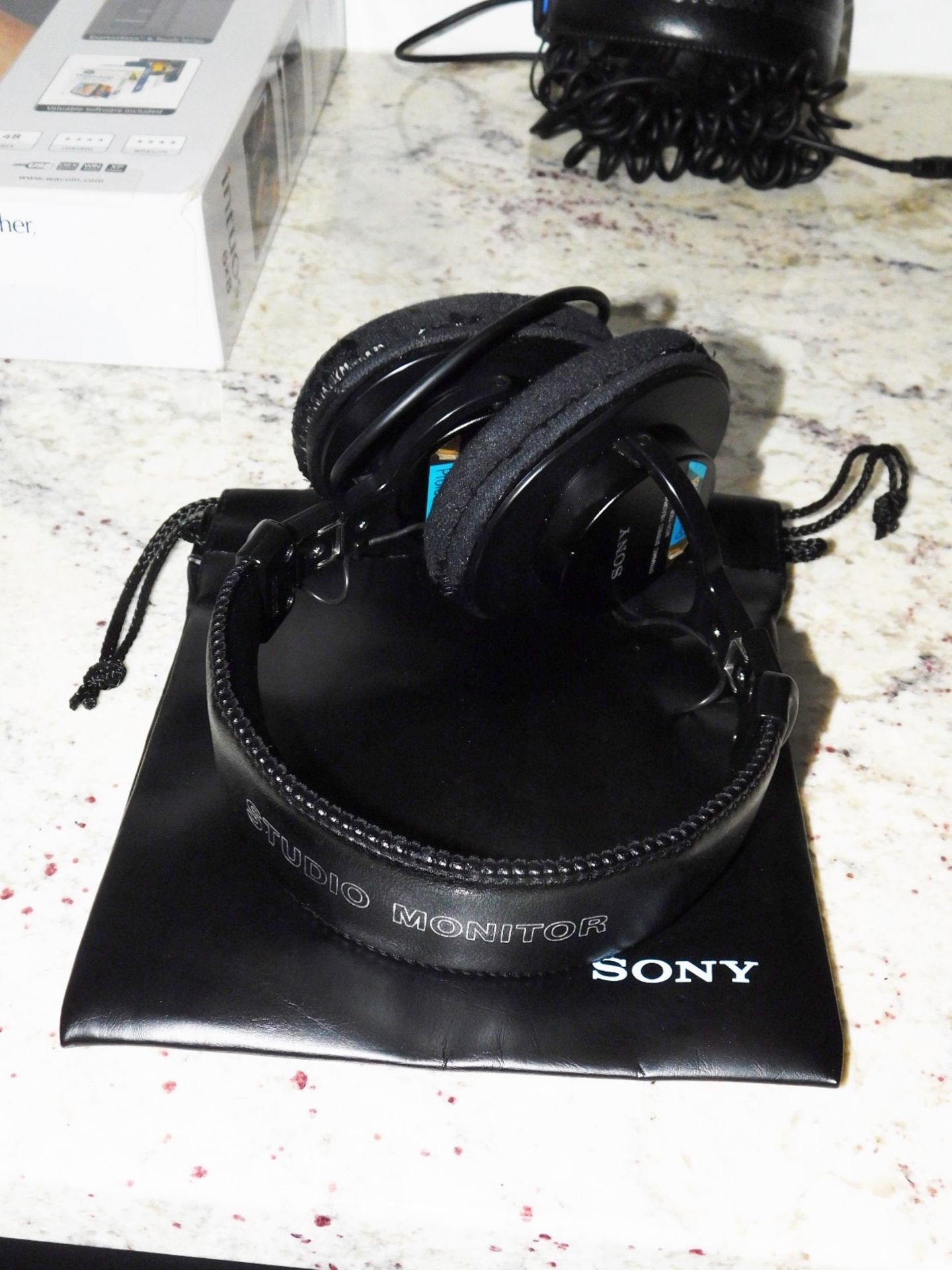 SONY PROFESSIONAL MODEL MDR 7506 HEADSET