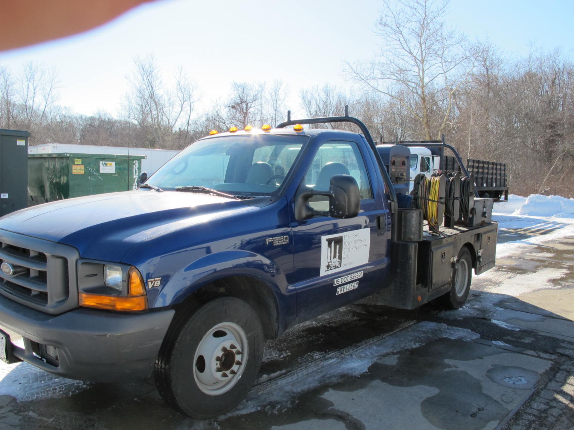 1999 Ford F350 Super Duty Diesel V8 Pick Up Truck Outfitted as Stand Alone Welding Rig. VIN: - Image 5 of 7